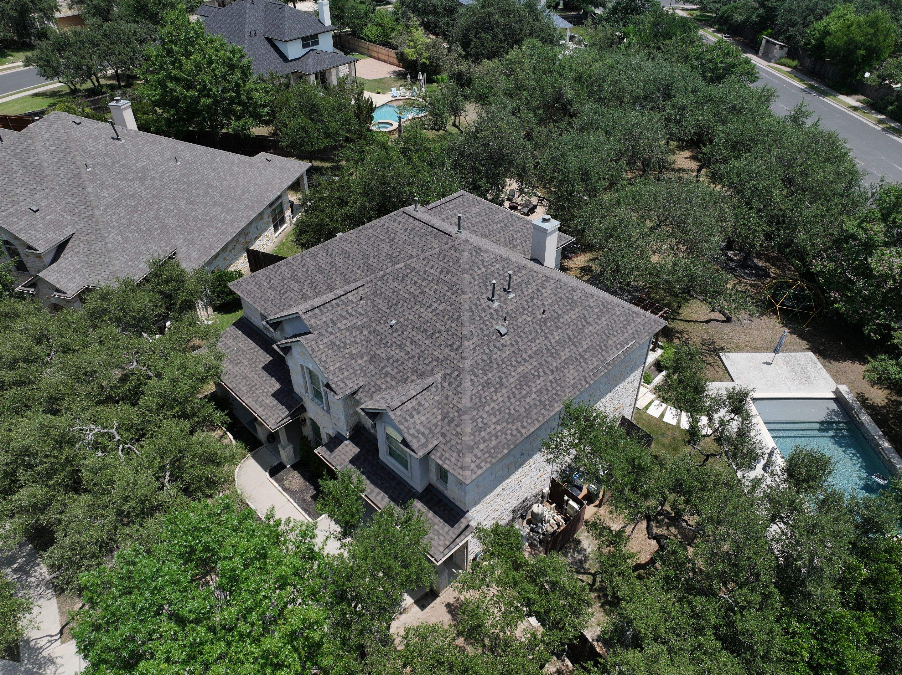 Driftshake Shingles by Perennial Roofing 