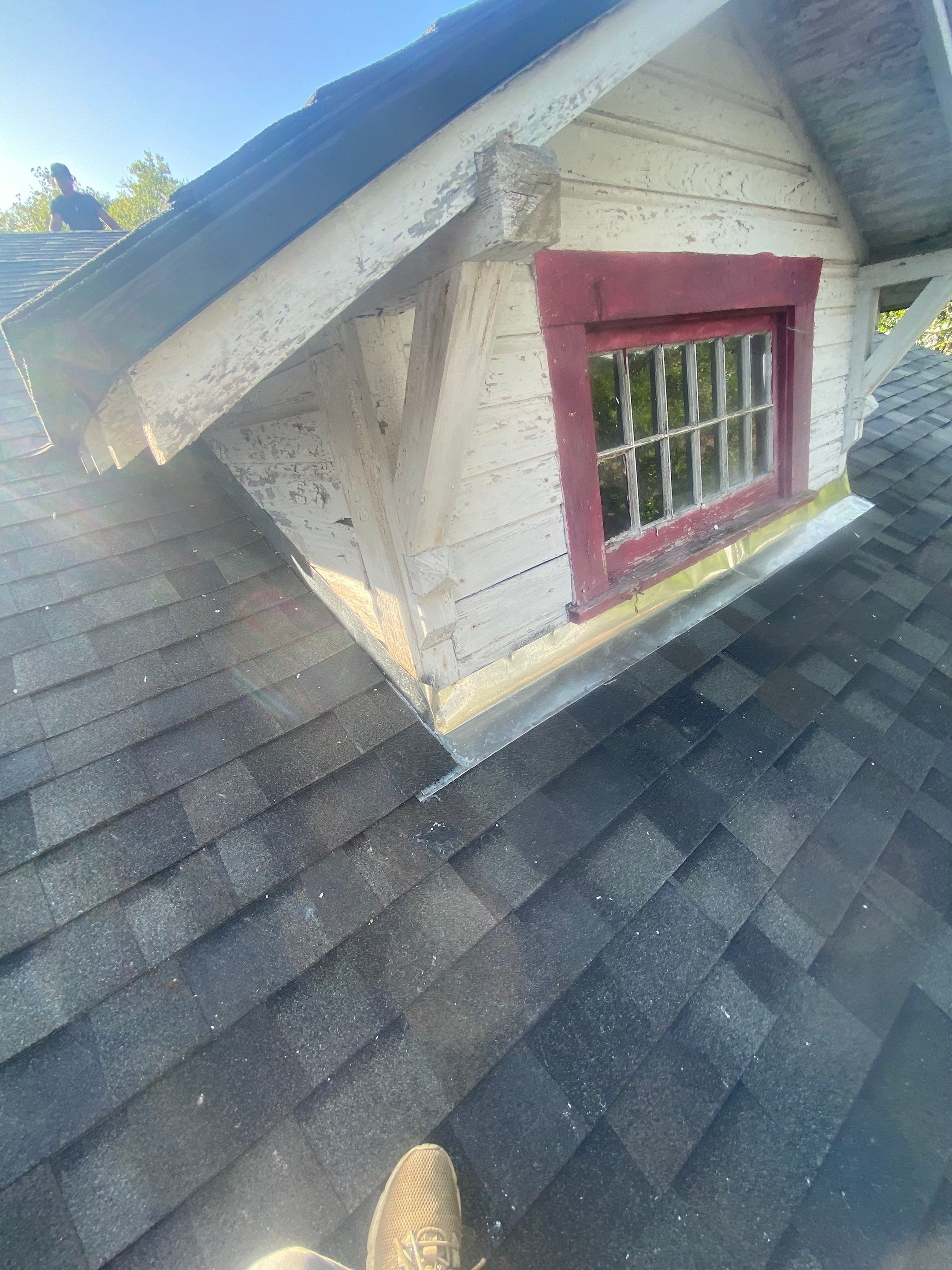 Residential Shingle Reroof using Malarkey Vista by Hostetler Roofing