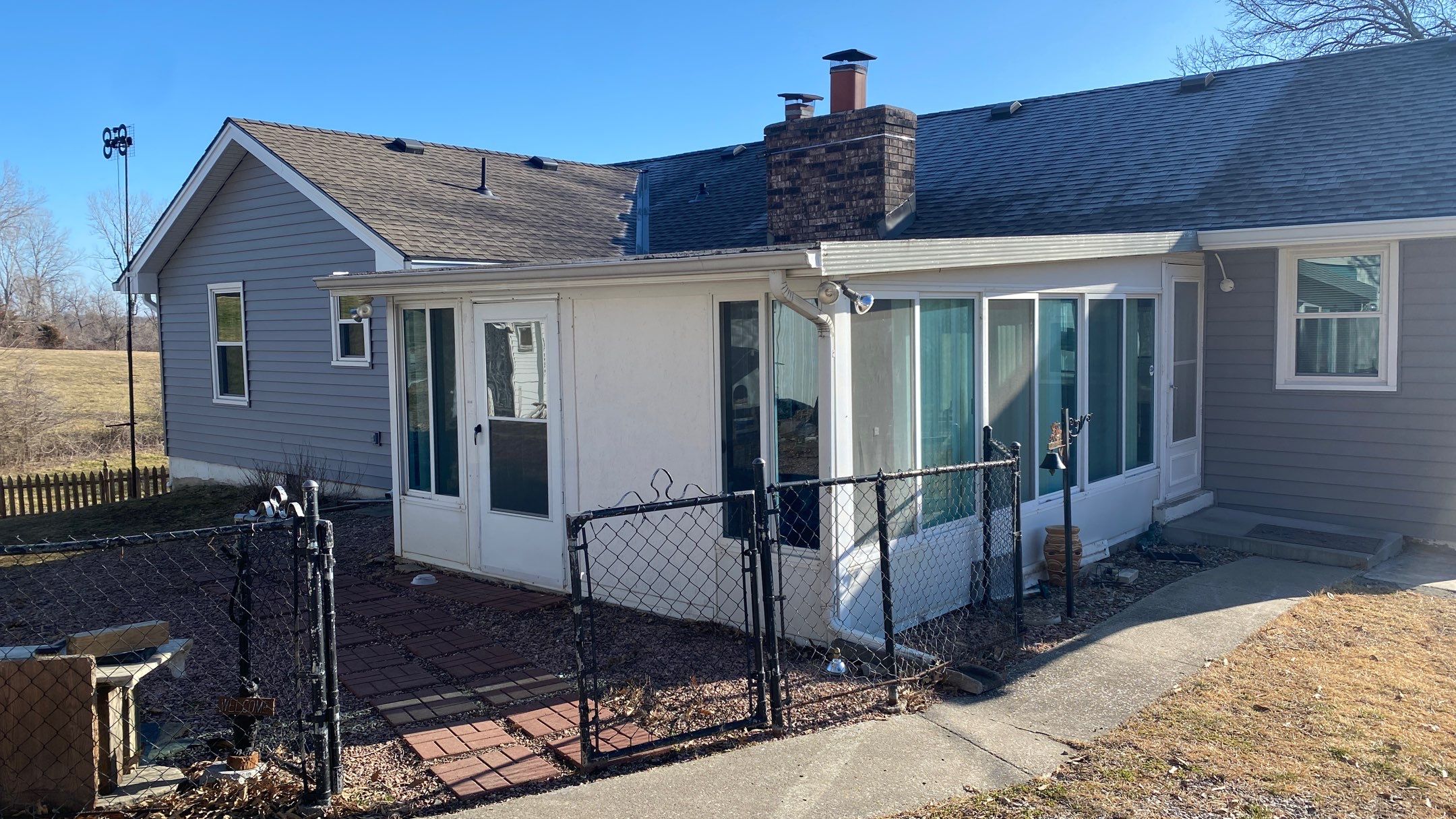 Siding Installation using Exterior Portfolio Vinyl Siding by EEC Windows, Siding & Roofing