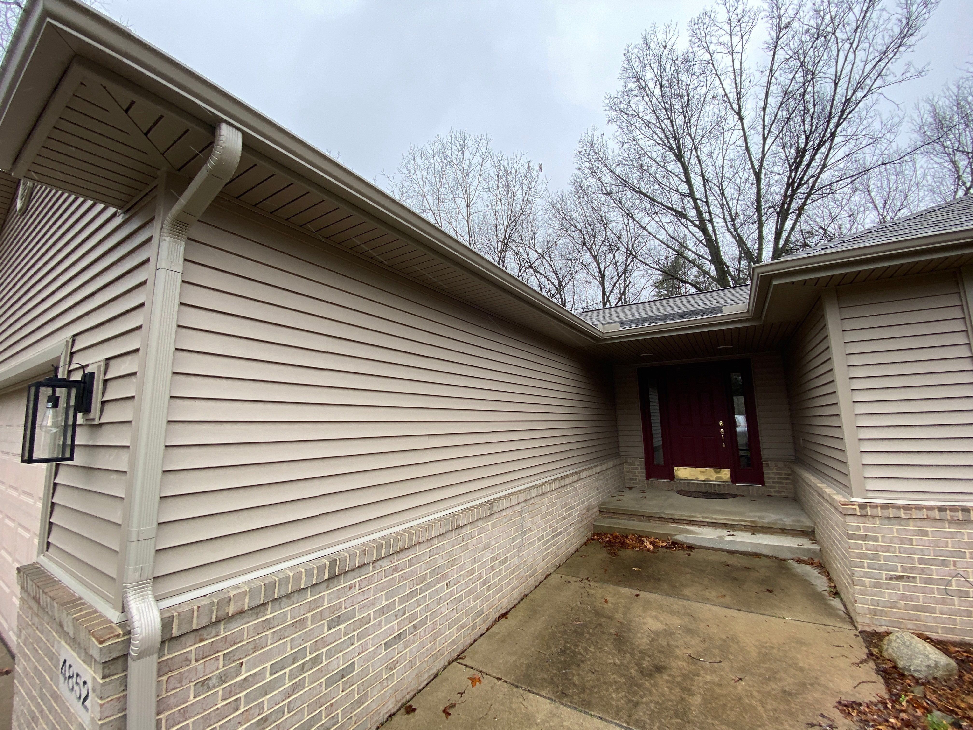 Siding Replacement using Certainteed Restoration Classic D4 by 180 Contractors