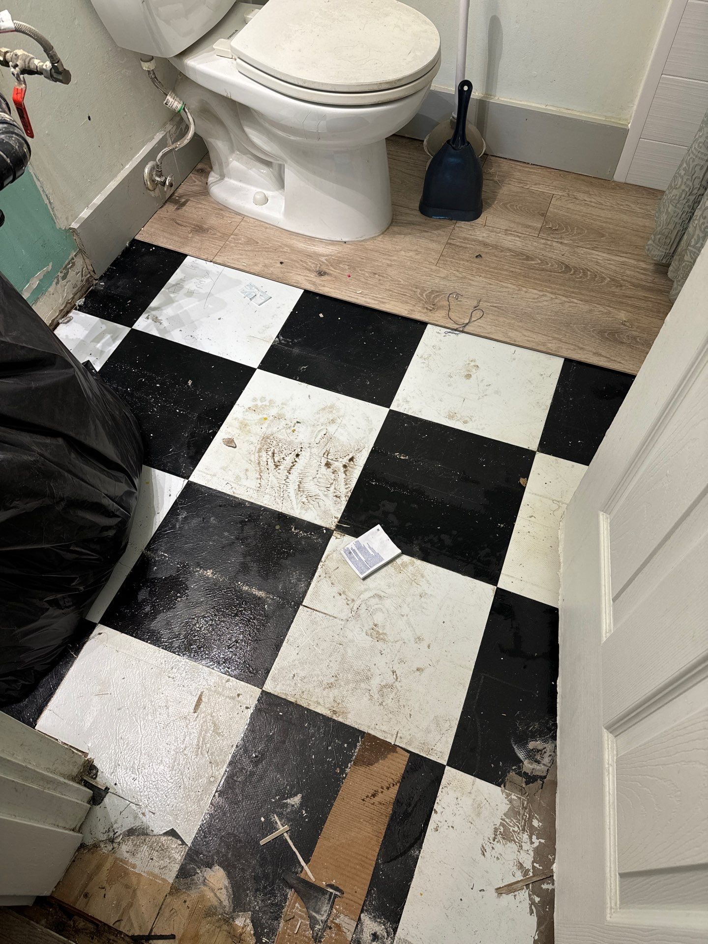 Kitchen Flooring & Bathroom Upgrade by YVR Construction Group