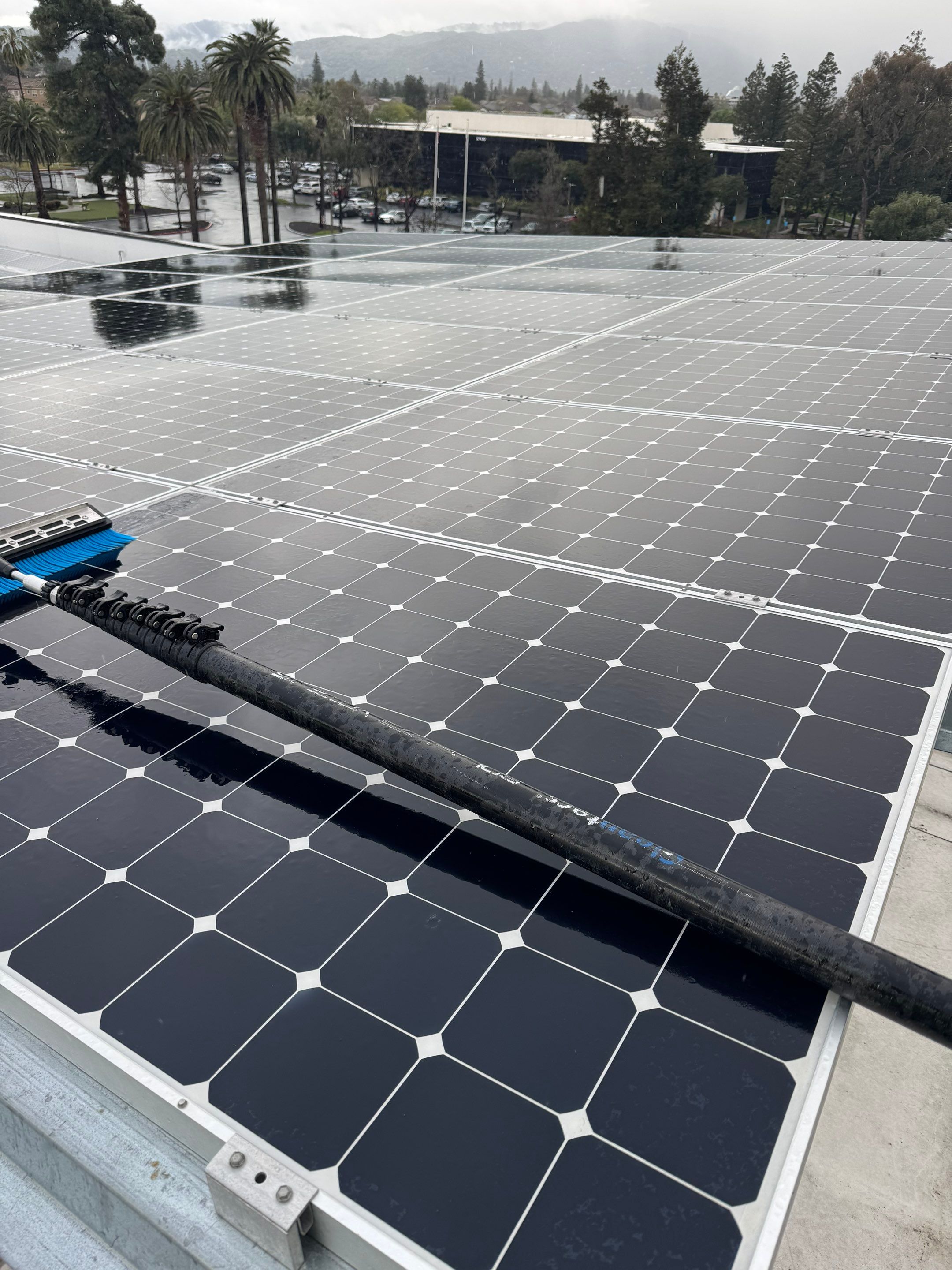 Commercial Solar Panel Cleaning using Deionized Water by All One Solar Shine