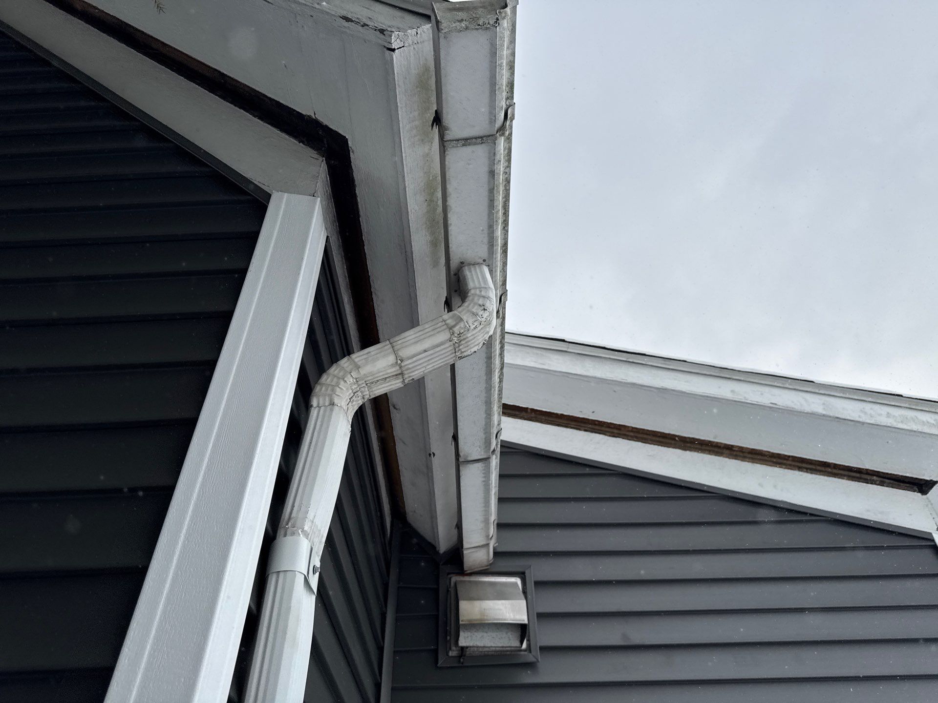 Bill & Ruth Anne Rogers by Silver Leaf Contracting 