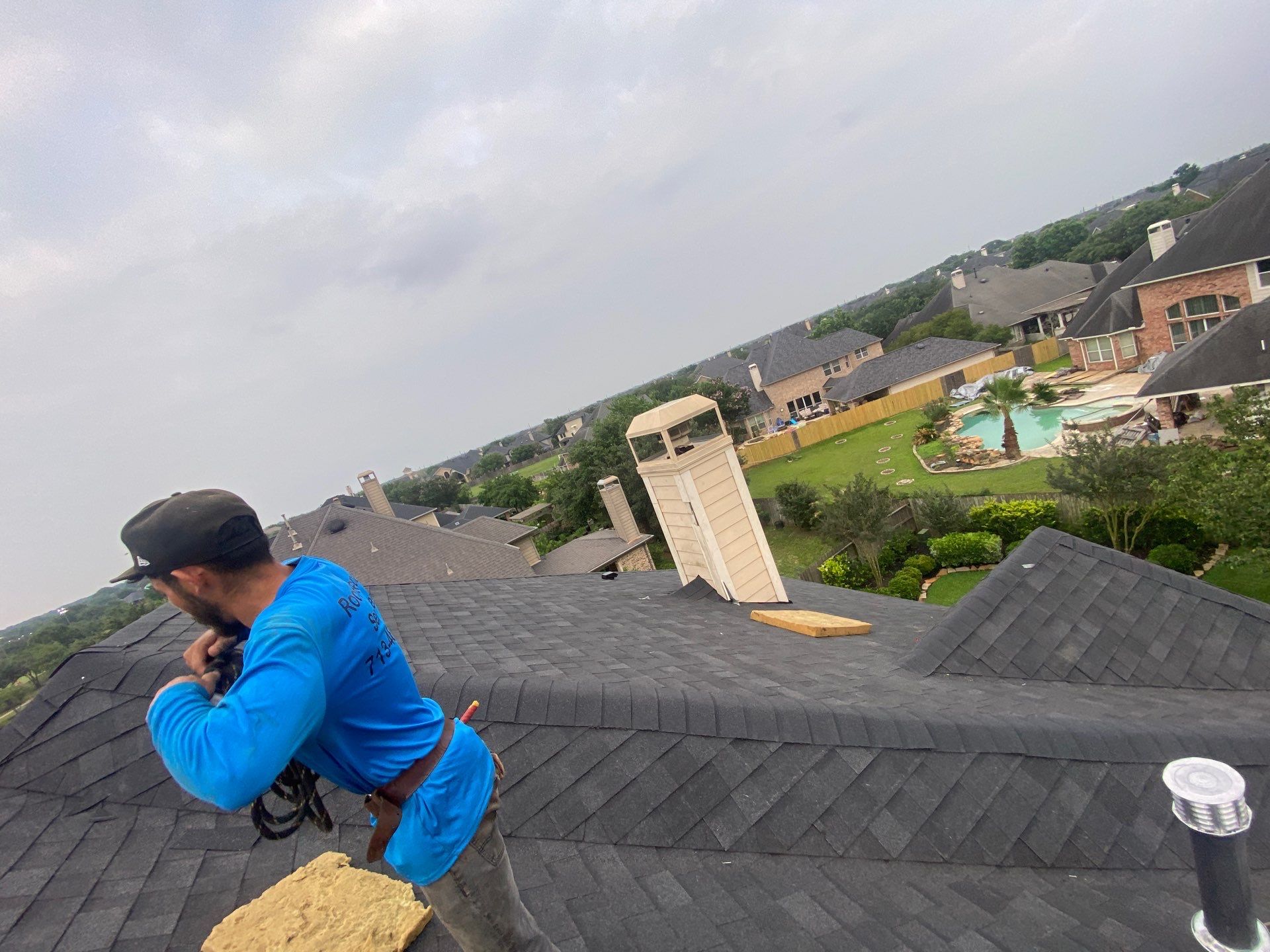Residential Roofing Installation using Owen's Corning Duration (Lifetime) Shingles by Roof Repair Company