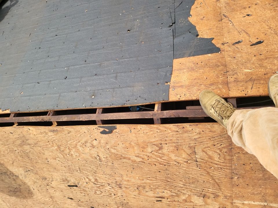 Residential Roofing Installation using Owens Corning TruDefinition - Williamsburg Gray by A Plus Exterior