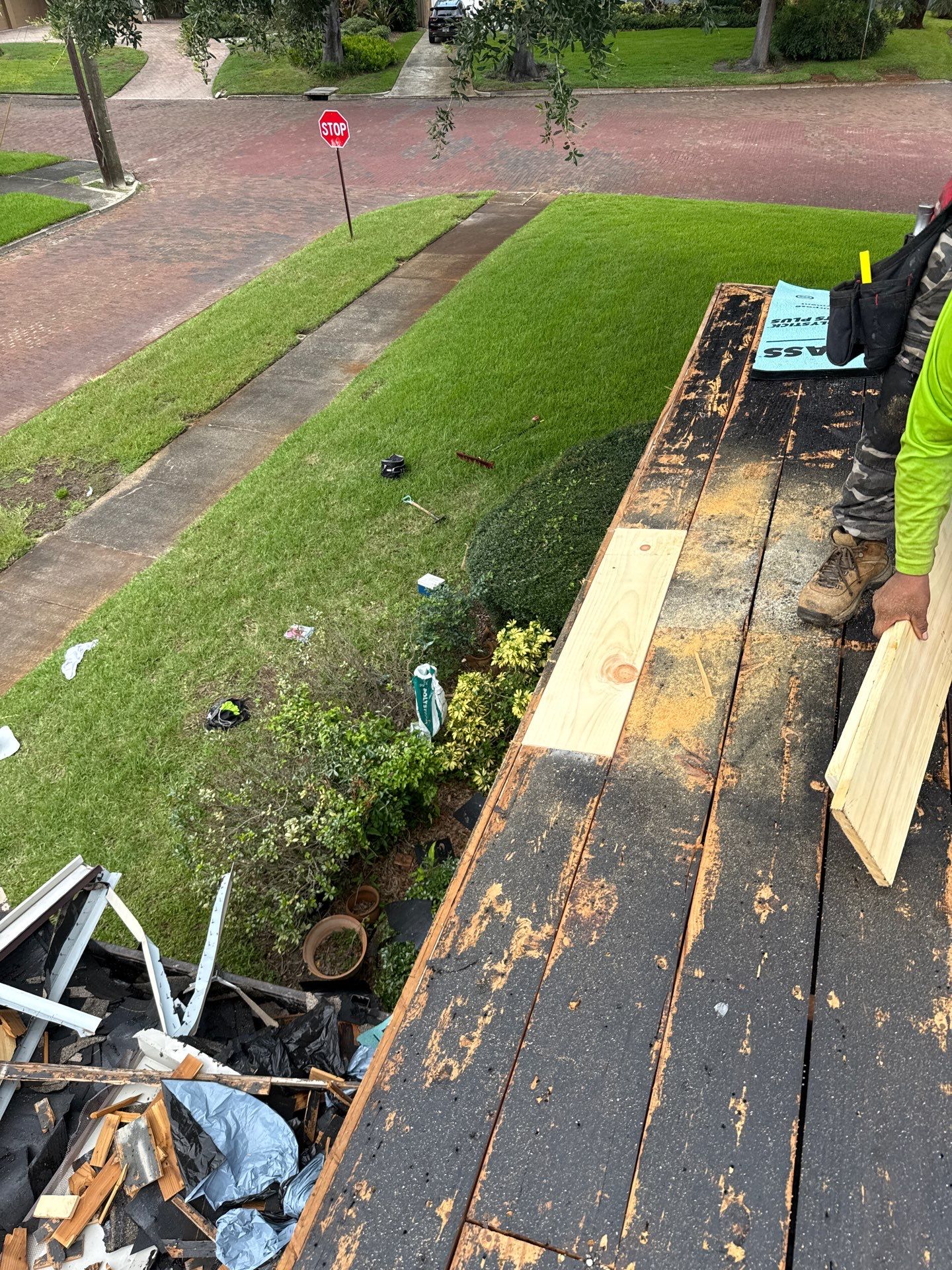 Project in St. Petersburg 33710 by Mitchell Roofing Company LLC 