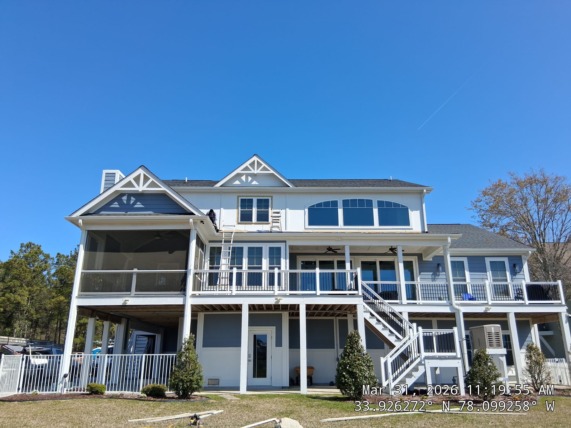 Southport Roof-to-Wall Flashing Repair for Coastal Home Protection