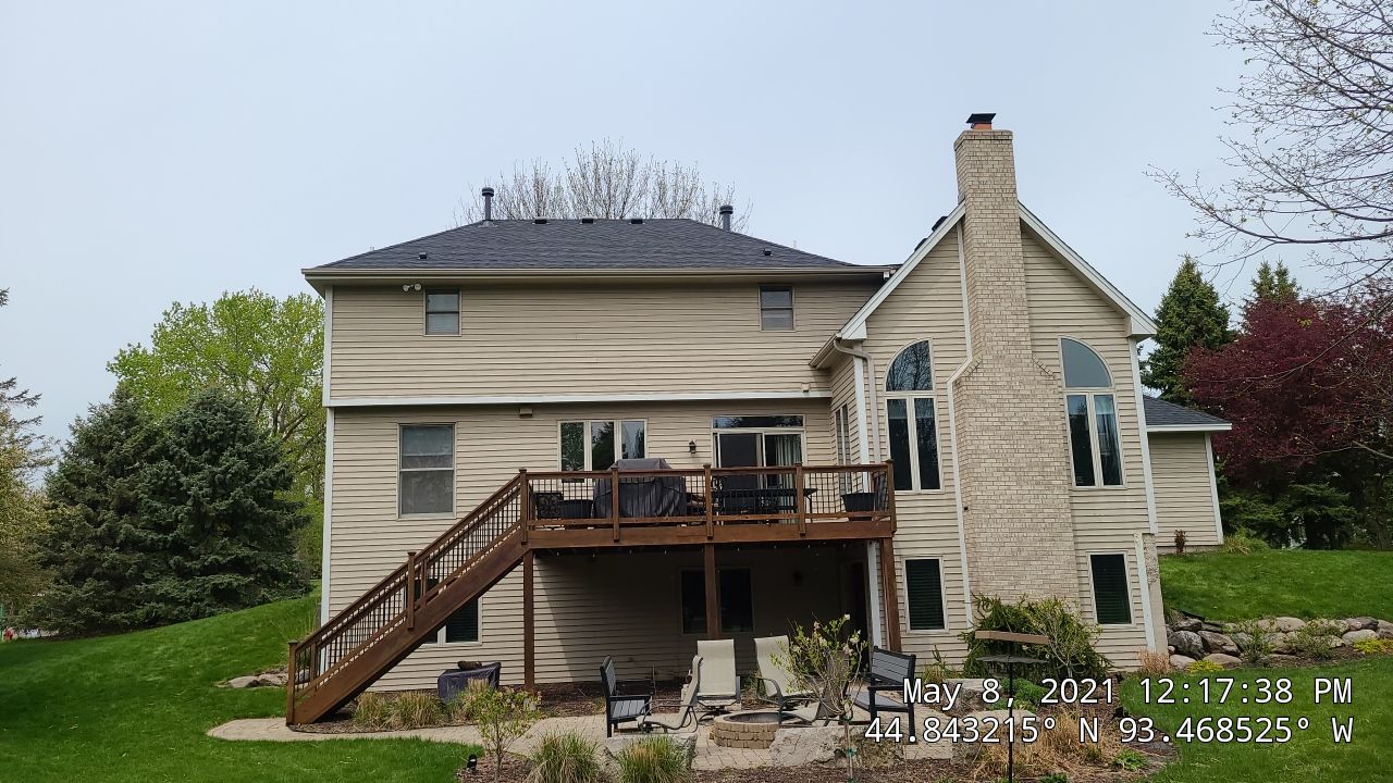 Eden Prairie, MN – Roof Replacement on Steep and High Roof by First Impressions Exteriors