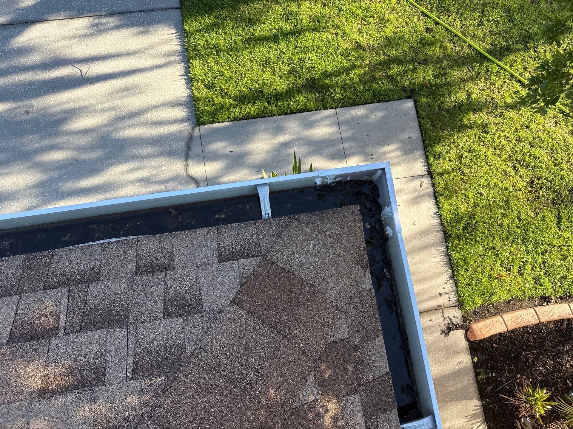 Gutter Cleaning Project – Oakley Place Community, Ellenton, FL by Sunshine AquaWash