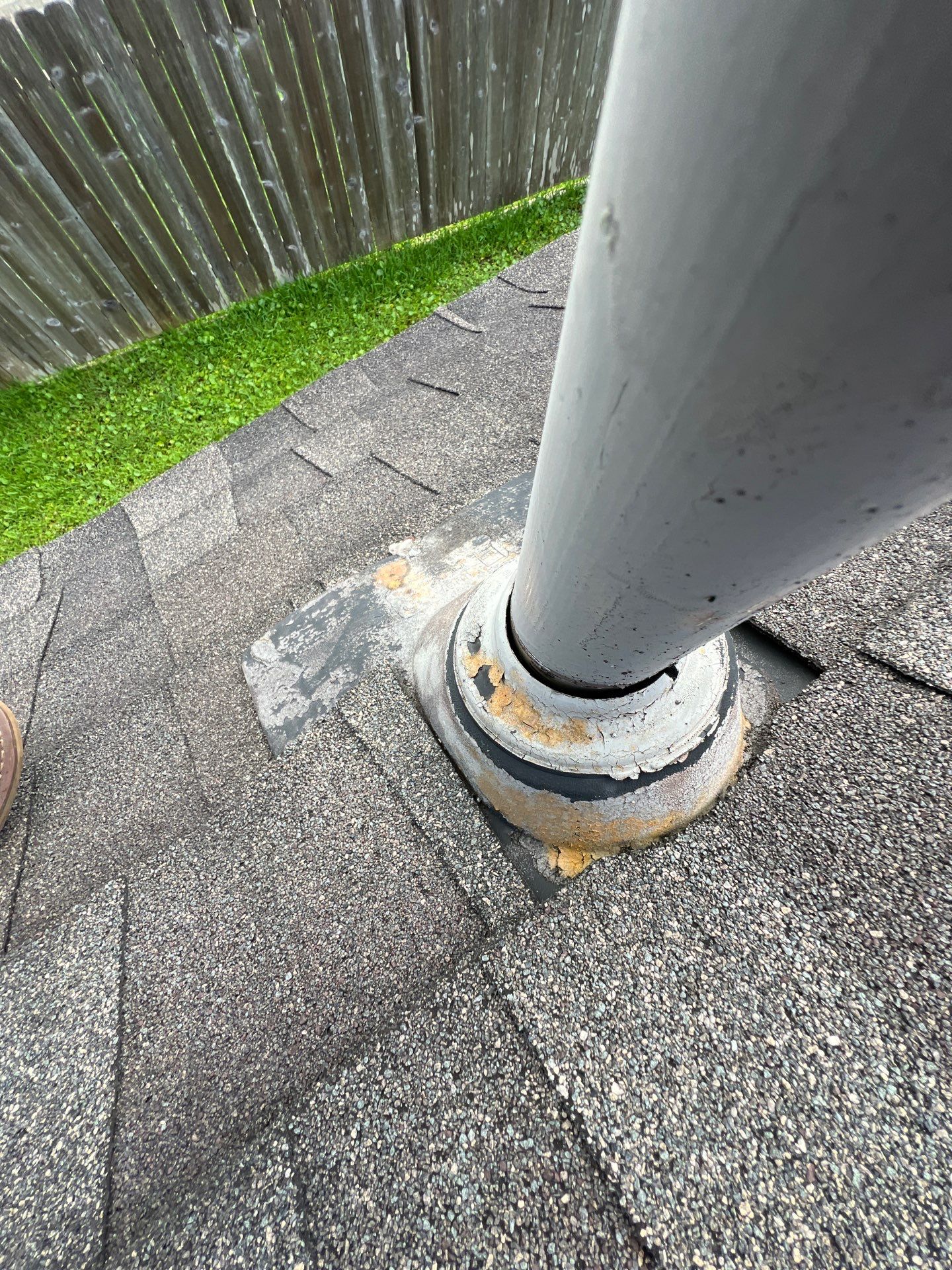 Hail Damage using Owen's Corning Duration (Lifetime) Shingles by Roof Repair Company