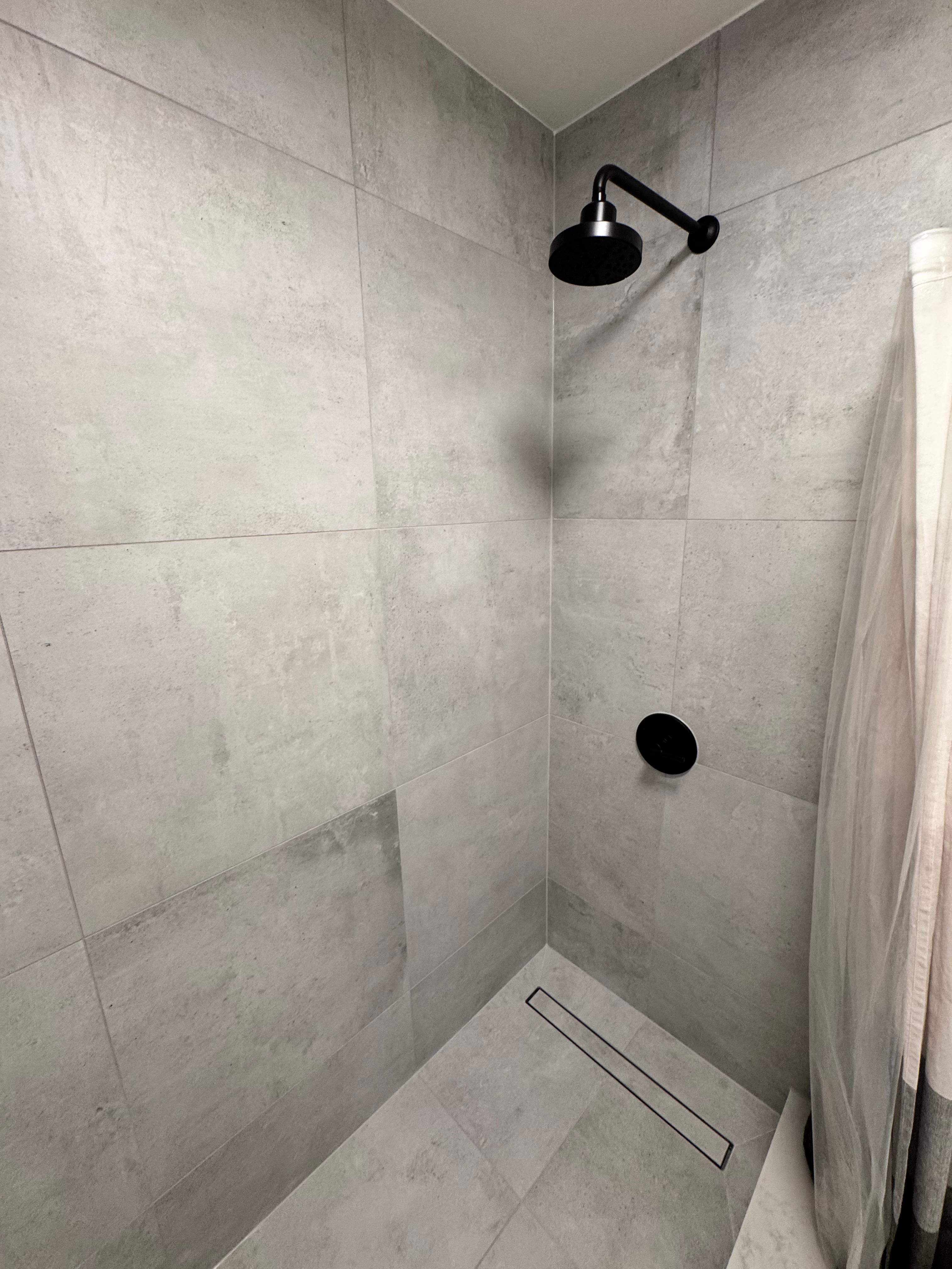 Jack and Jill bathroom renovation by Prudencio