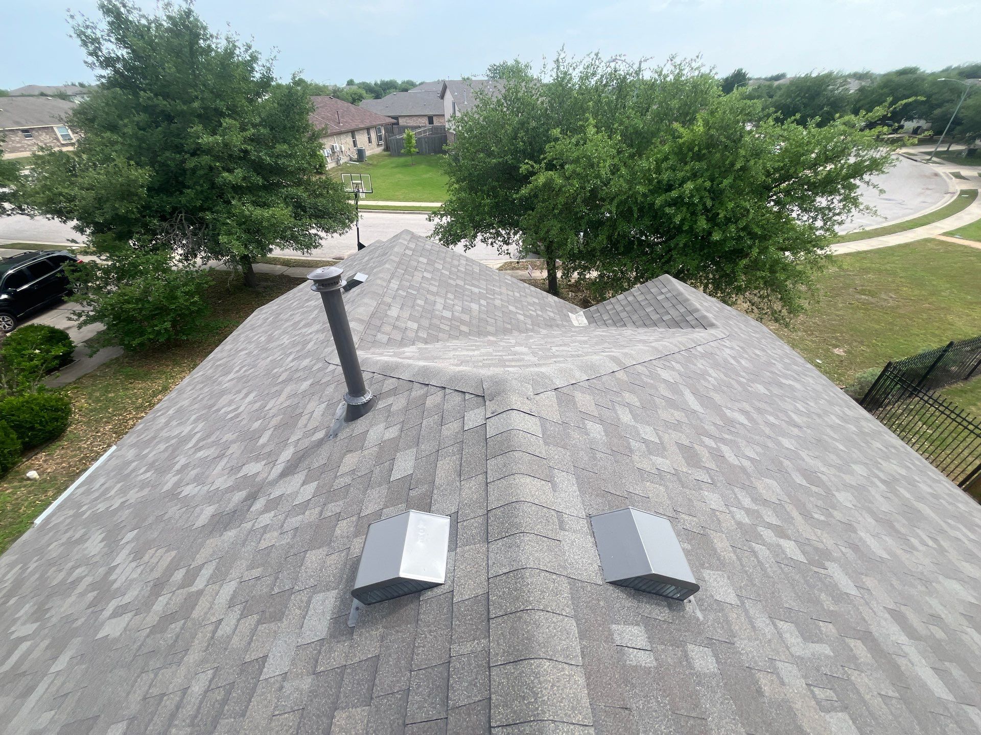 Residential Roofing Installation using Owens Corning Oakridge by Kstylez Roofing & Construction