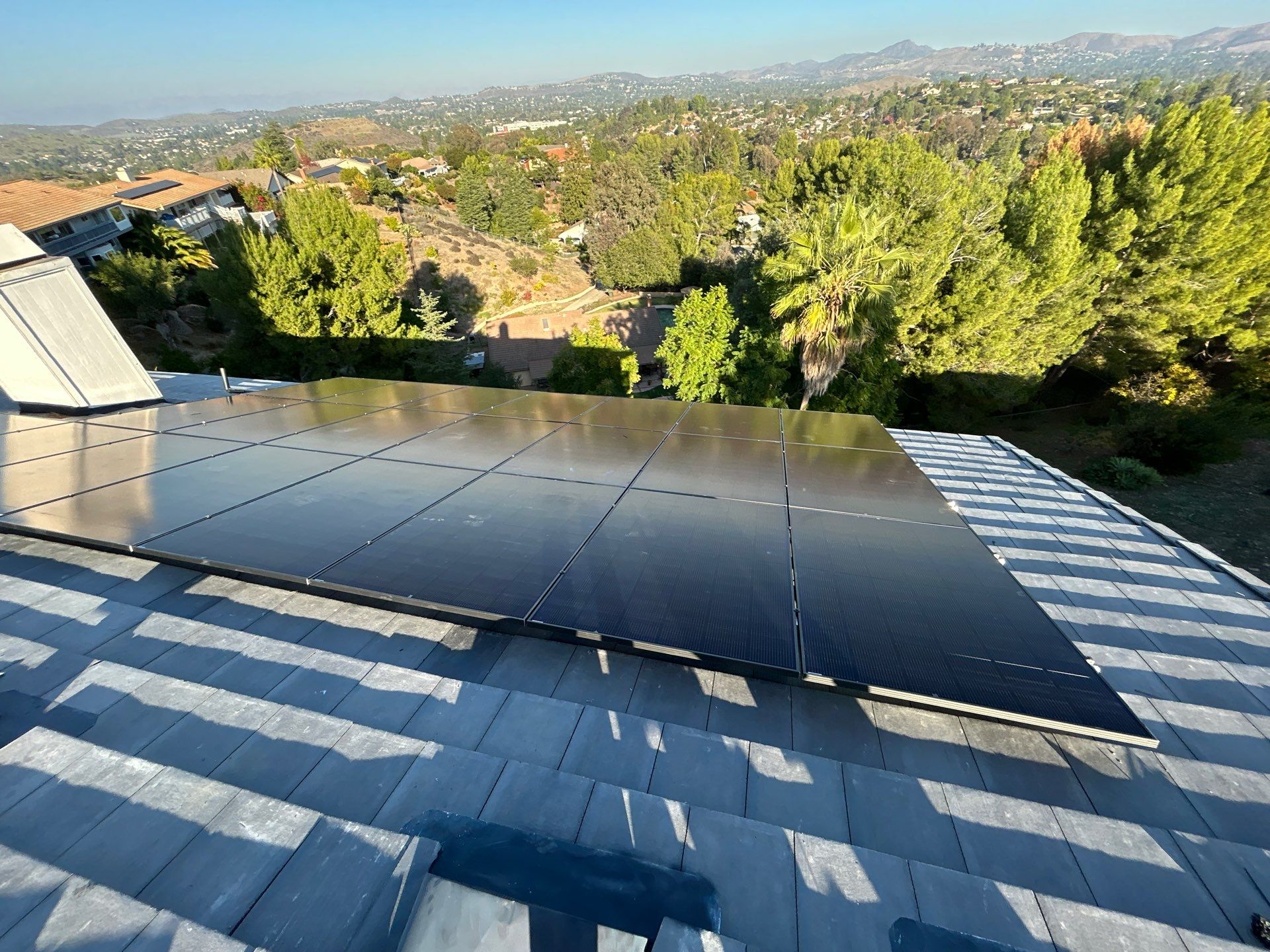 Thousand Oaks Residential Solar Array and Tesla Powerwall 3 Installation by AWS Solar