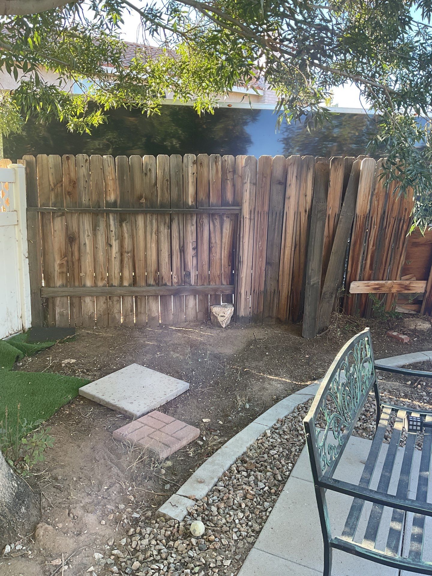 Fence Installation using Vinyl by Fence Guys Inc.