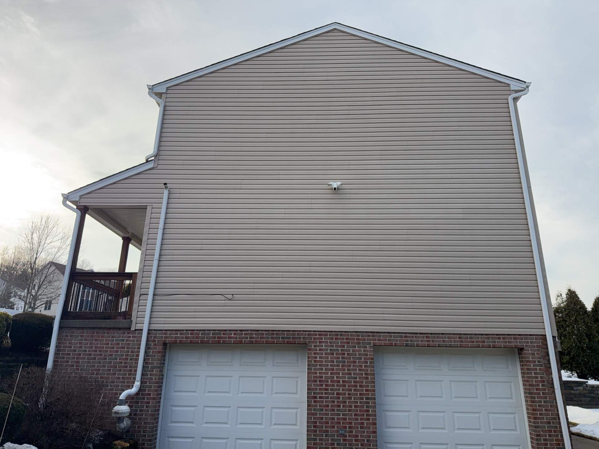 Provia Cedar Peaks Vinyl Siding in Cranberry TWP by Ideal Siding Pittsburgh