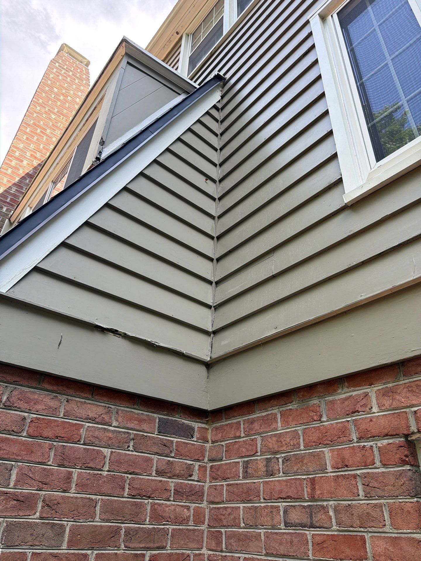 James Hardie Transformation of a Majestic Sewickley Heights Home by Ideal Siding Pittsburgh
