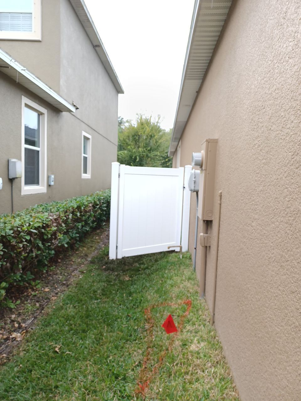 Riverview, FL 6 ft. White Vinyl Privacy Fence  by Asap fence and gates, LLC