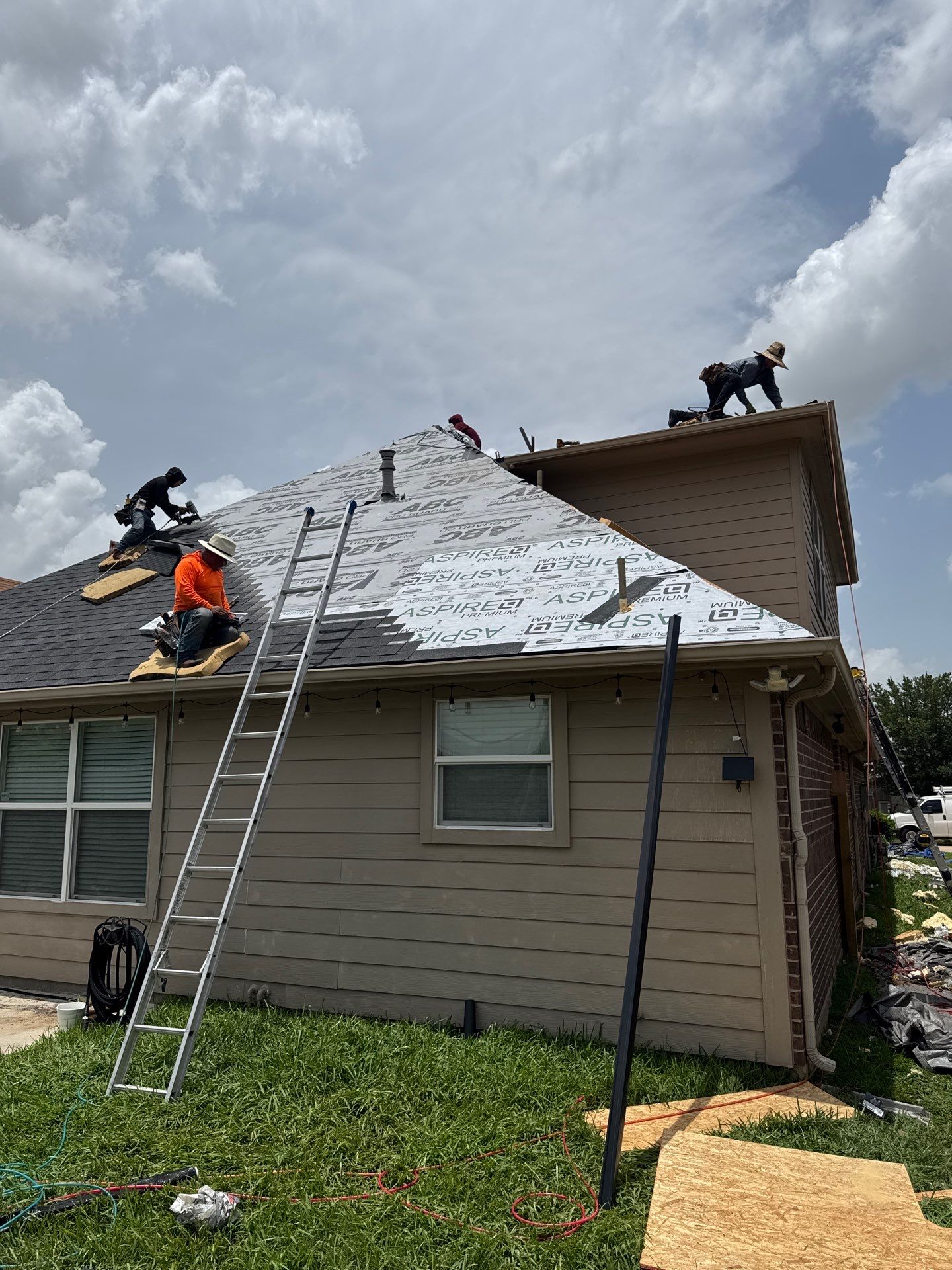 Residential Roof Replacement using ATLAS PROLAM BLACK SHADOW by Elite Roofing LLC