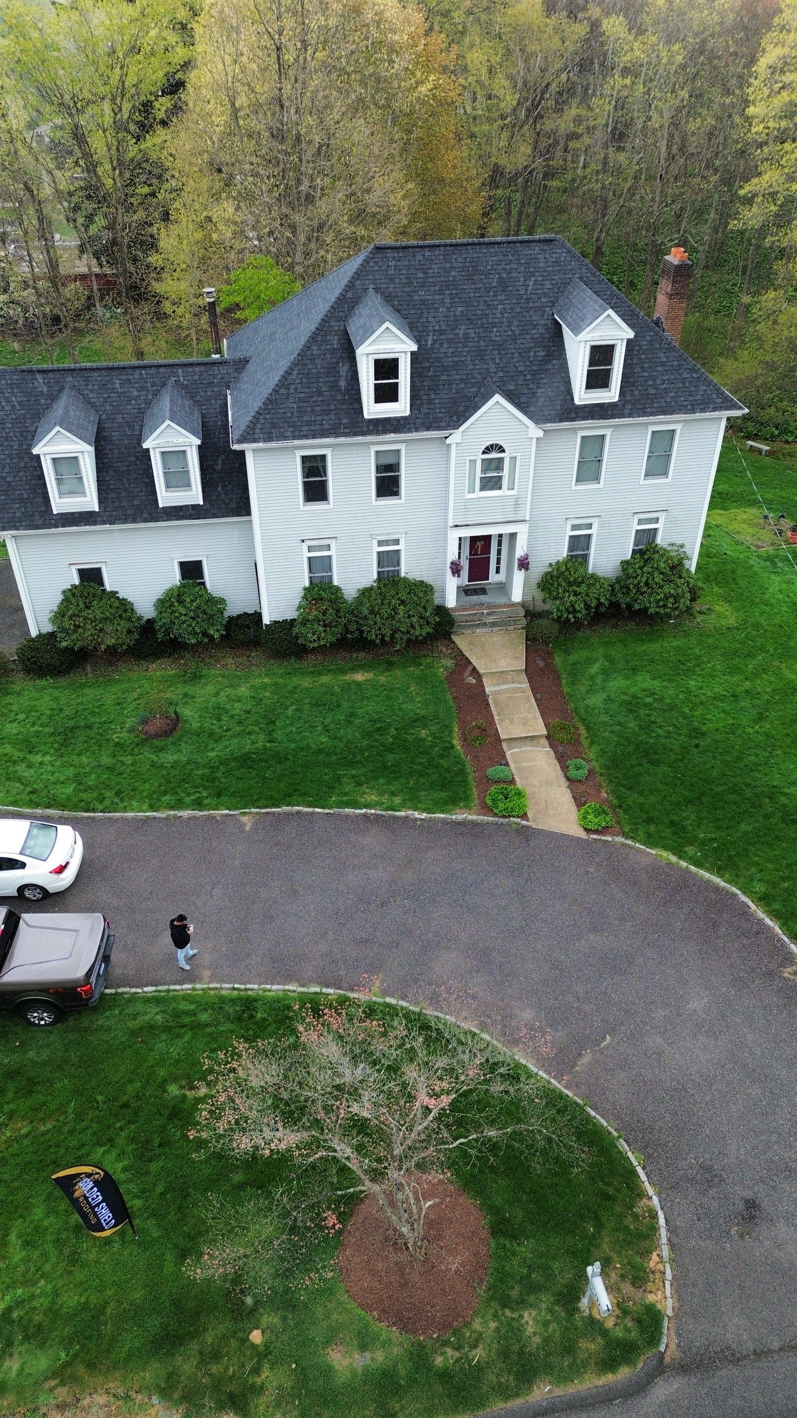 Owens Corning Duration: Onyx Black in Orange, Connecticut by Golden Shield Roofing