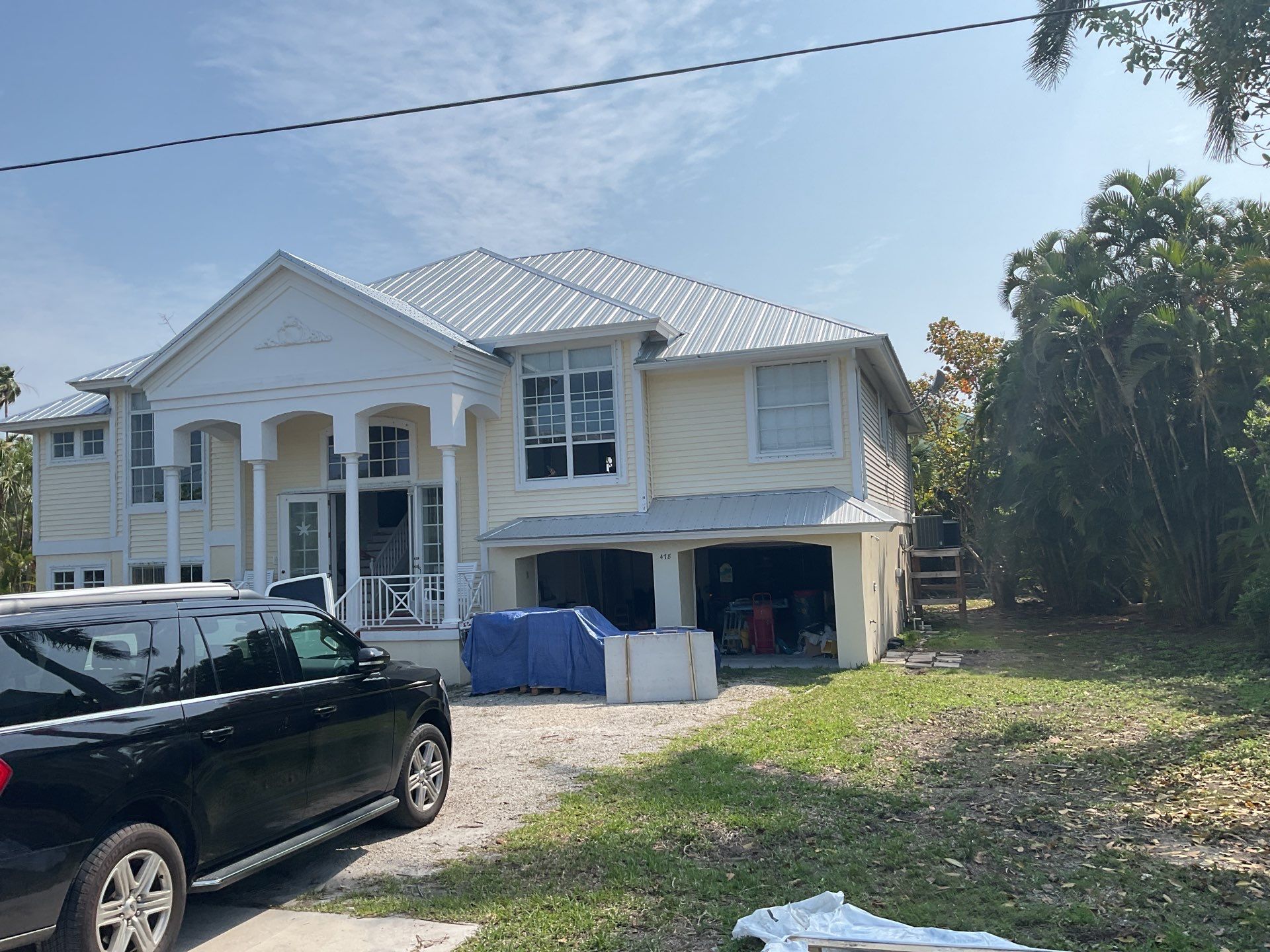 White 6-Inch Seamless Gutters in Sanibel FL by Gutter Professors