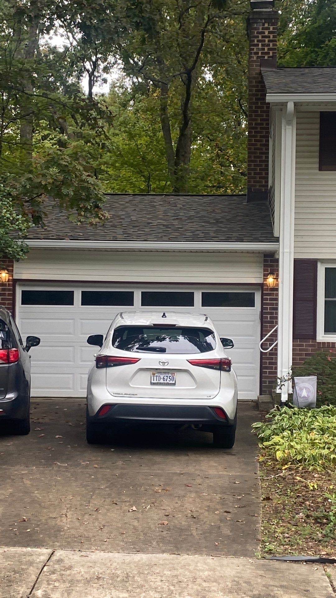 Springfield : Residential Roof Replacement with CertainTeed Landmark Pro in Max Weathered Wood  by RM Banning, Inc.