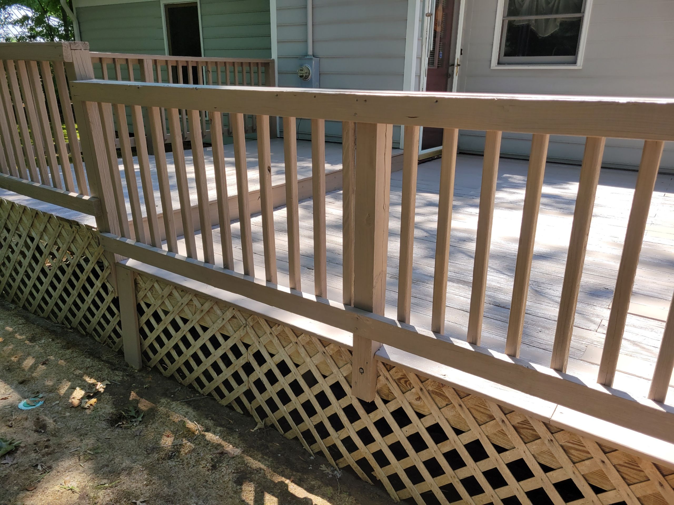 Weathered Deck using AcryFin by DuraSeal