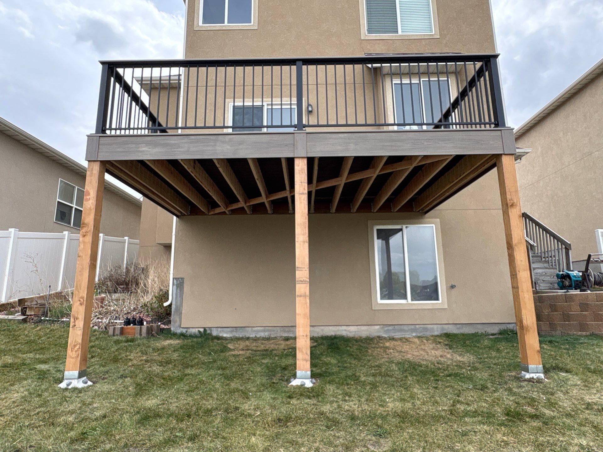 Code-Compliant Deck Upgrade by SAGE Decks