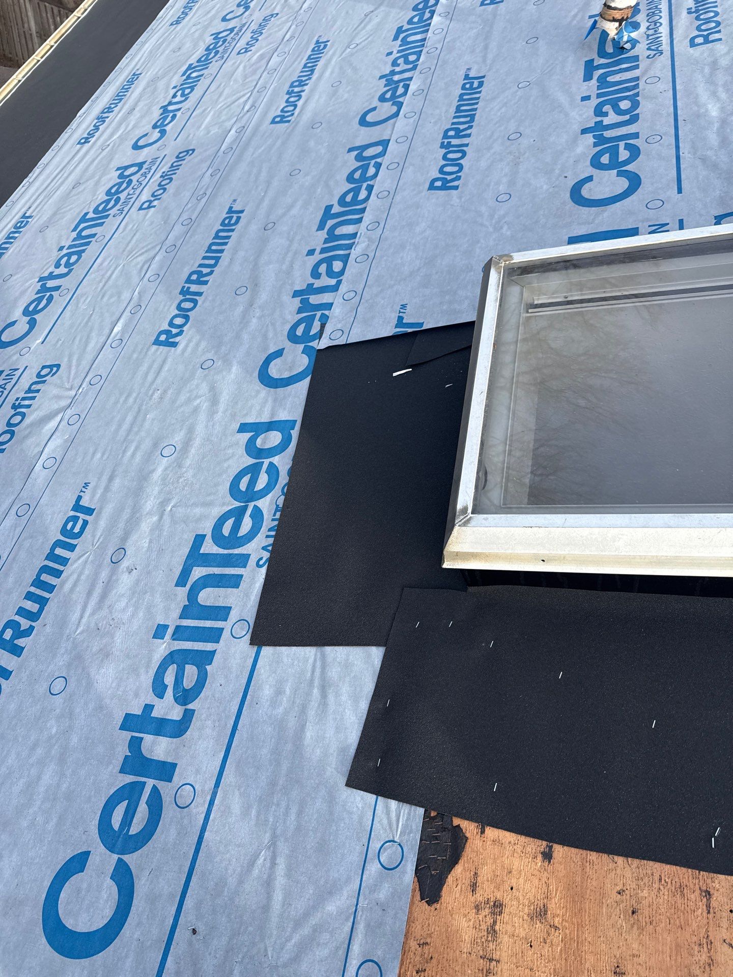 Fairfax Station :Residential Roof Replacement with CertainTeed Landmark Pro in Max Def Drift Wood by RM Banning, Inc.