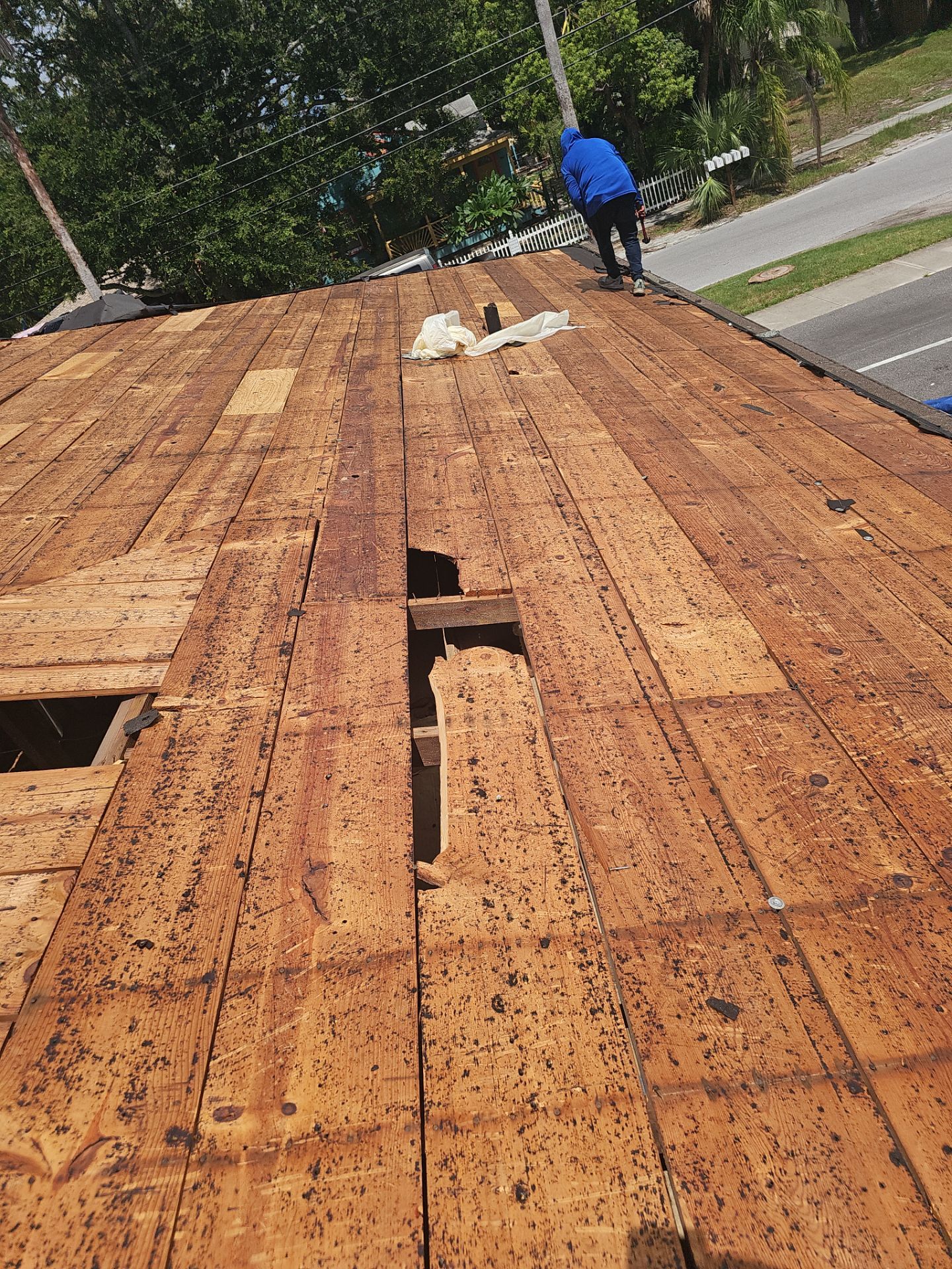 Project in Gulfport 33707 by Mitchell Roofing Company LLC 