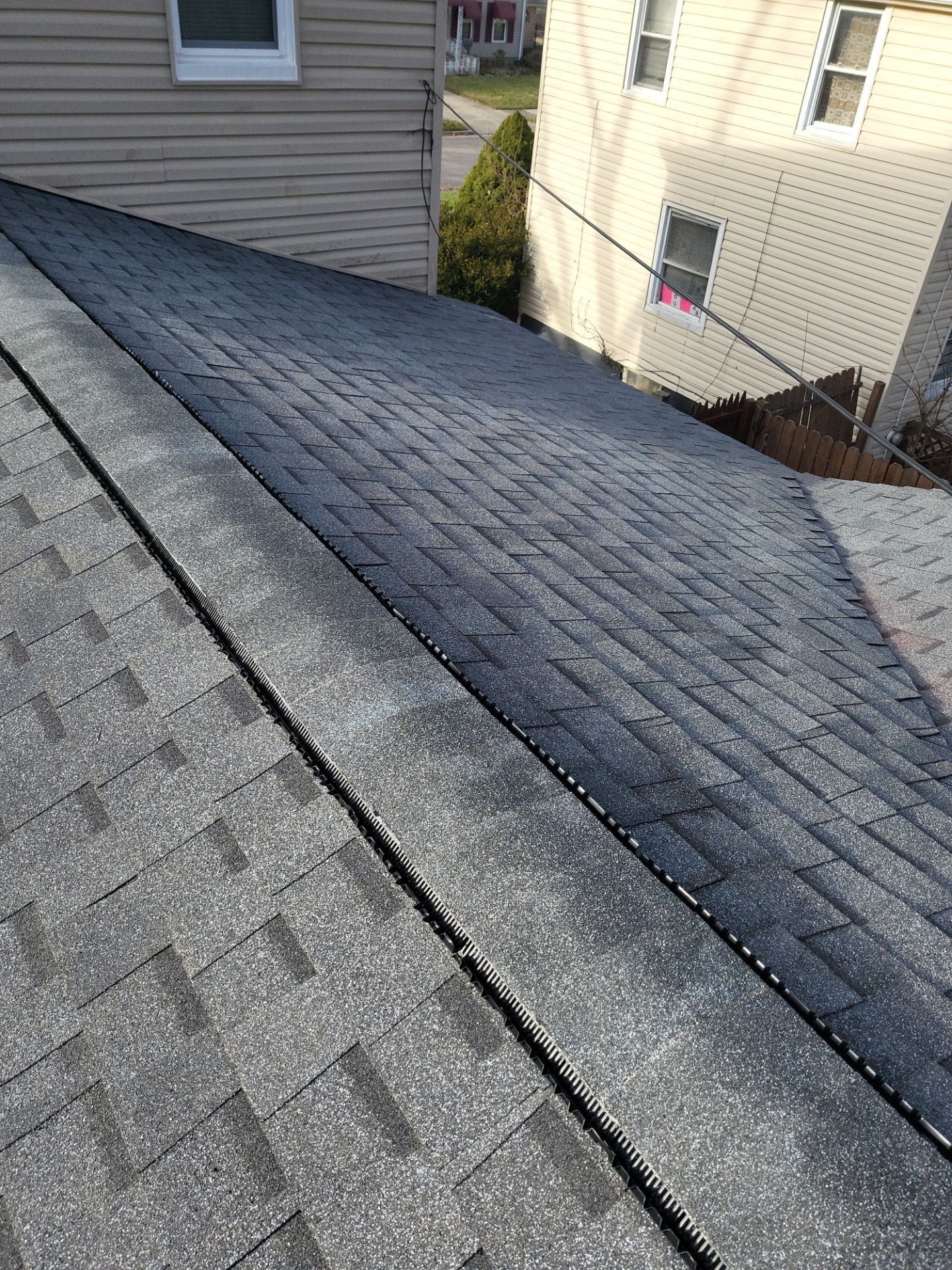 Atlas Pinnacle, Color: Pewter, Drip Edge: White by Eagle Eye Roofing