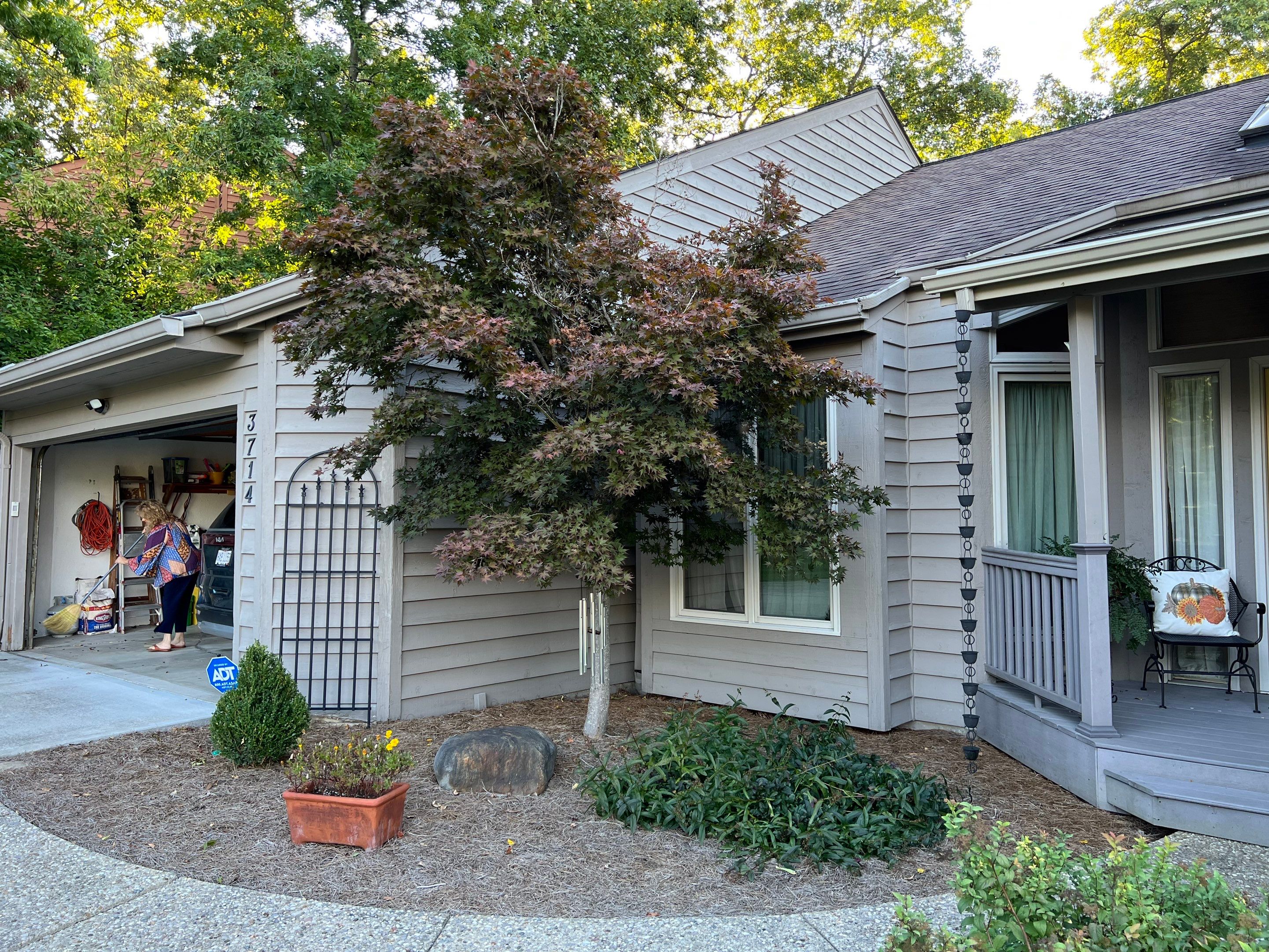 Spring Clean Up using Pine Straw by Reisenberg’s Lawn & Landscape, LLC