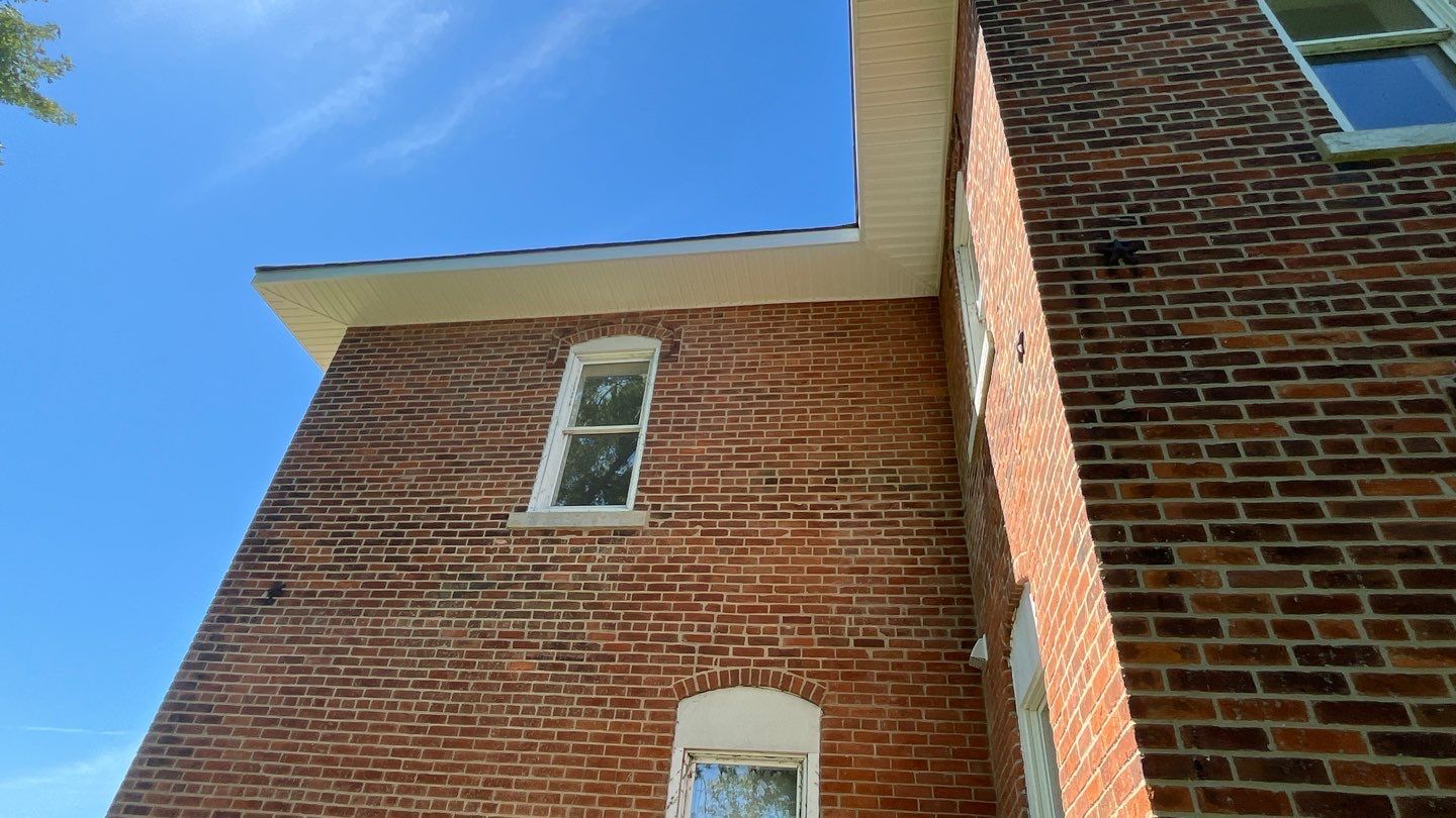 Soffit/fascia/gutter replacement by Nitro Roofing and Construction