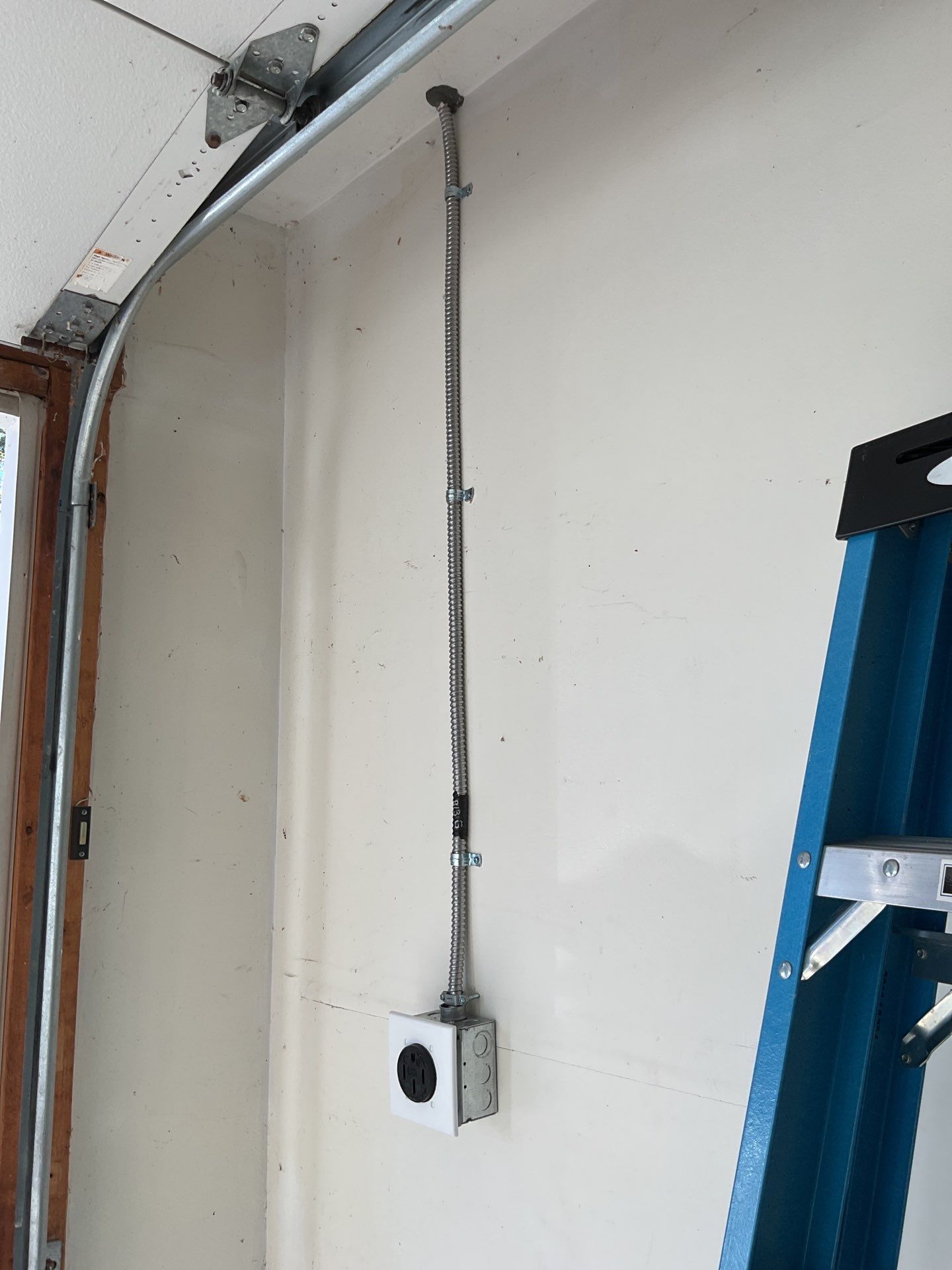 200A Service Upgrade with Pool & EV Charger Wiring by ZAM Electric