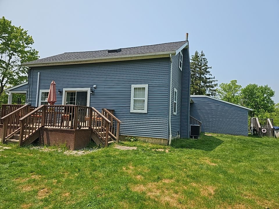 ATLAS PINNACLE COLOR: PRISTINE BLACK by Eagle Eye Roofing