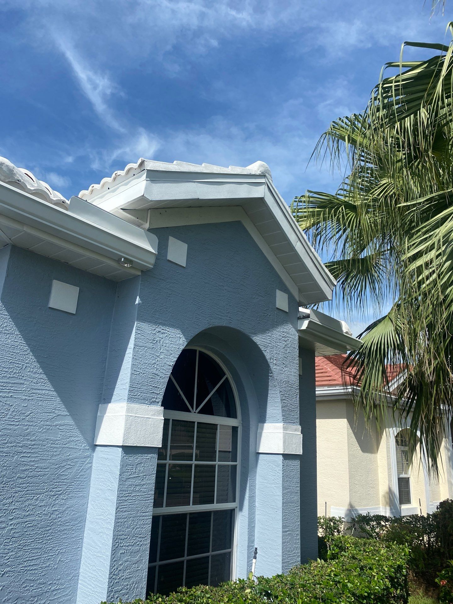 Smooth Box Seamless Gutters Installed by Gutter Professor in Sarasota FL by Gutter Professors