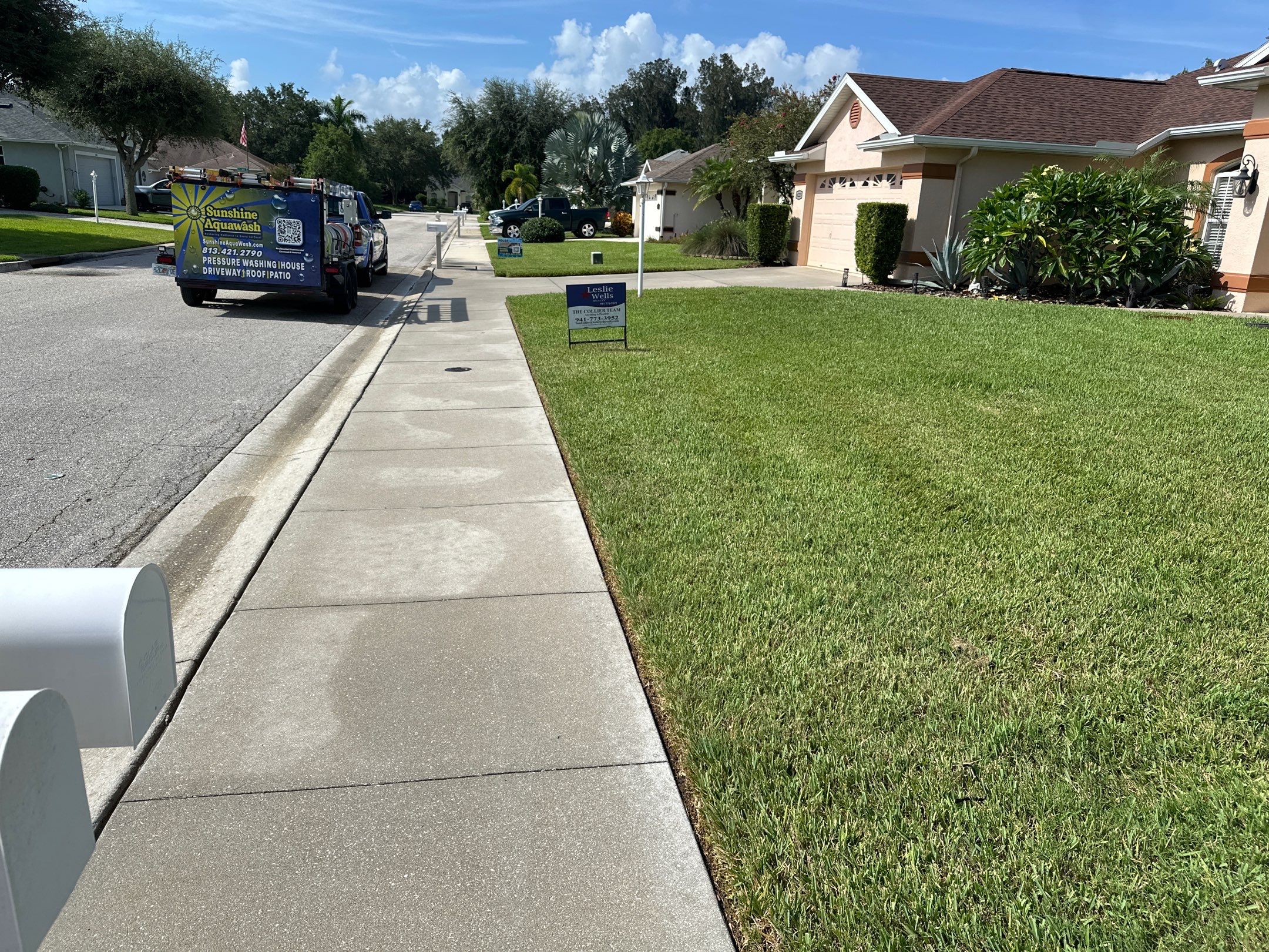 🏡 Pre-Sale House & Driveway Cleaning – Arbor Creek, Palmetto, FL by Sunshine AquaWash