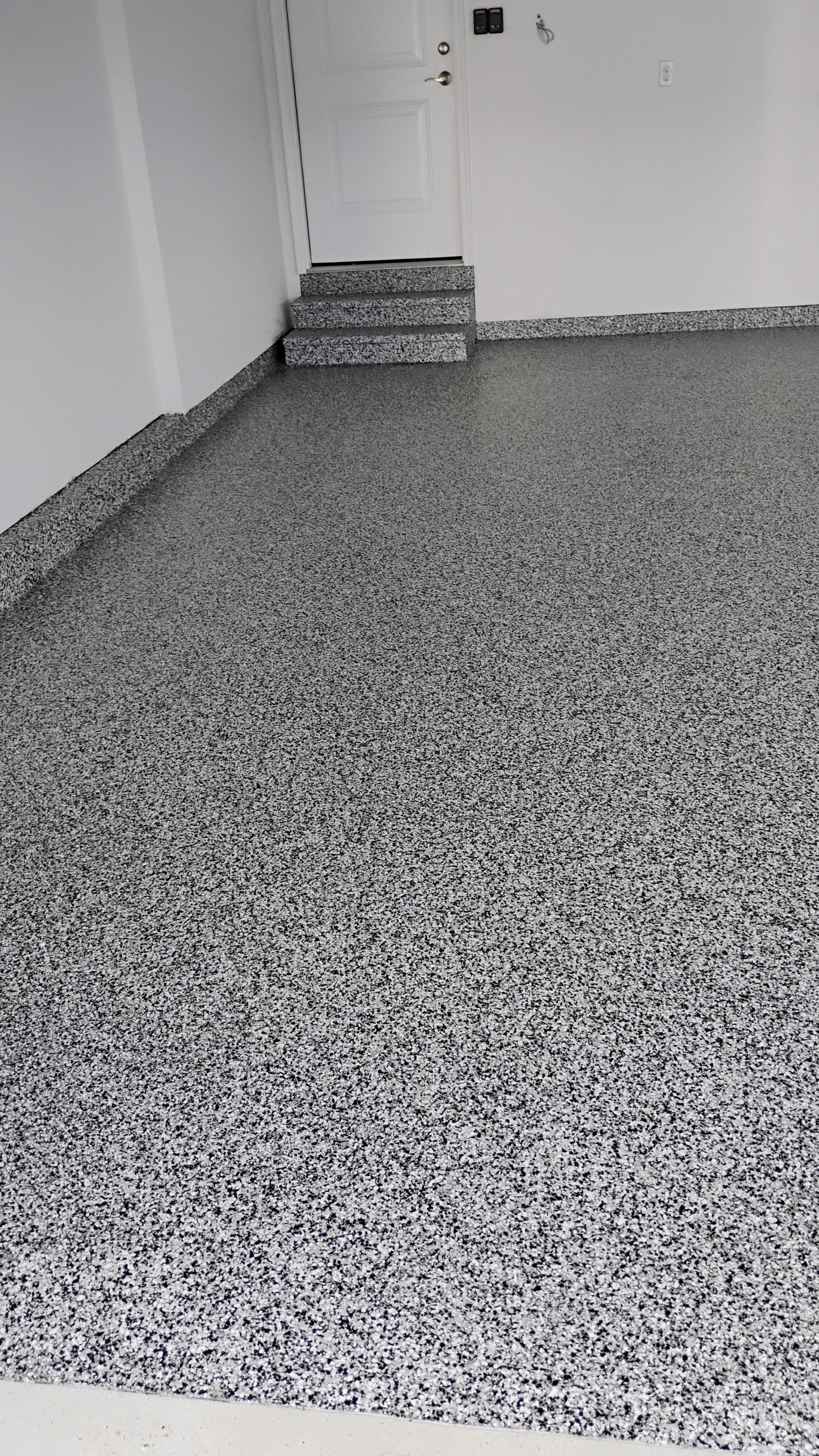 Domino Garage Floor Coating by Level 10 Coatings