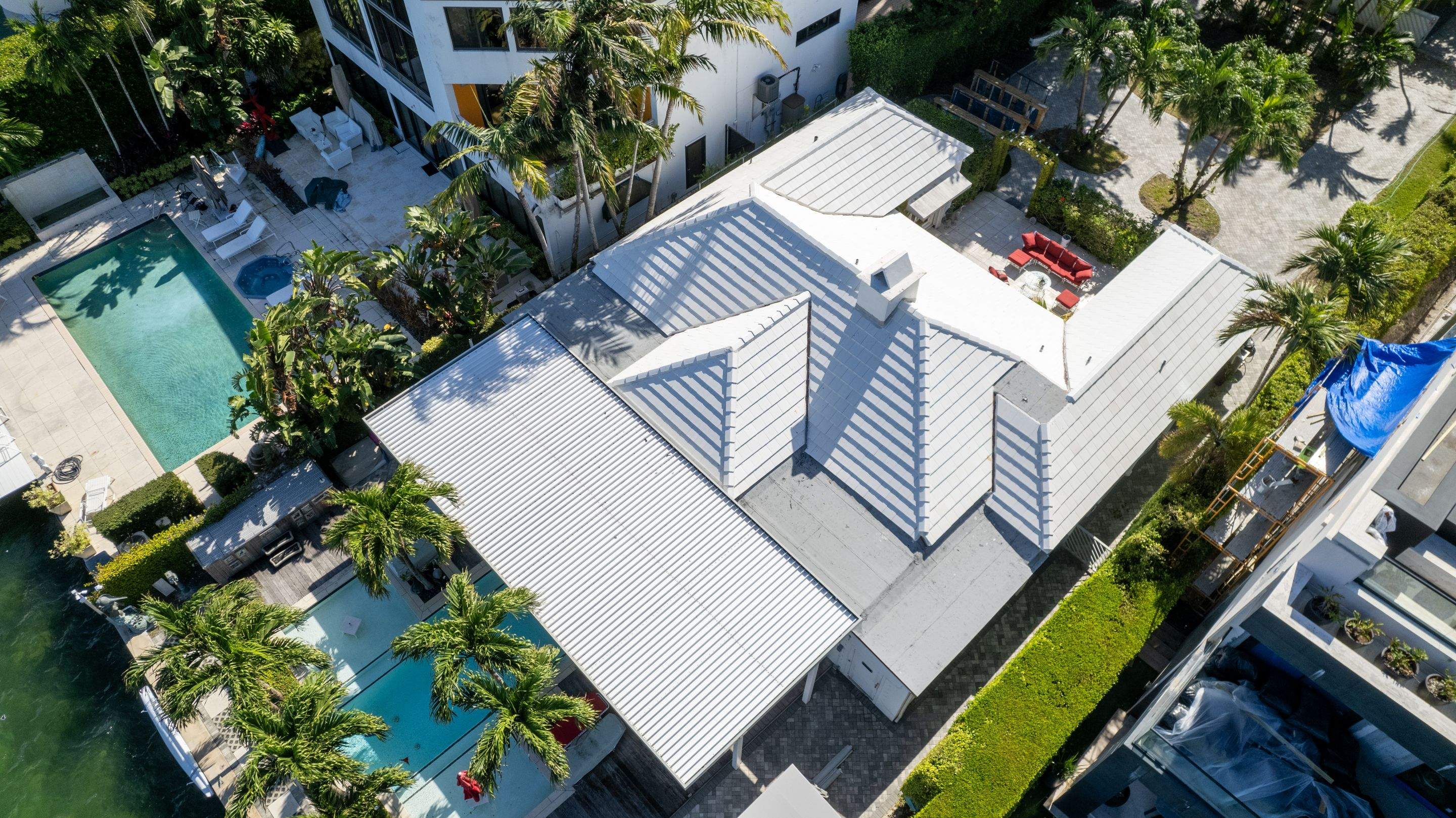 Crown Windsor Slate - Polar White by Istueta Roofing