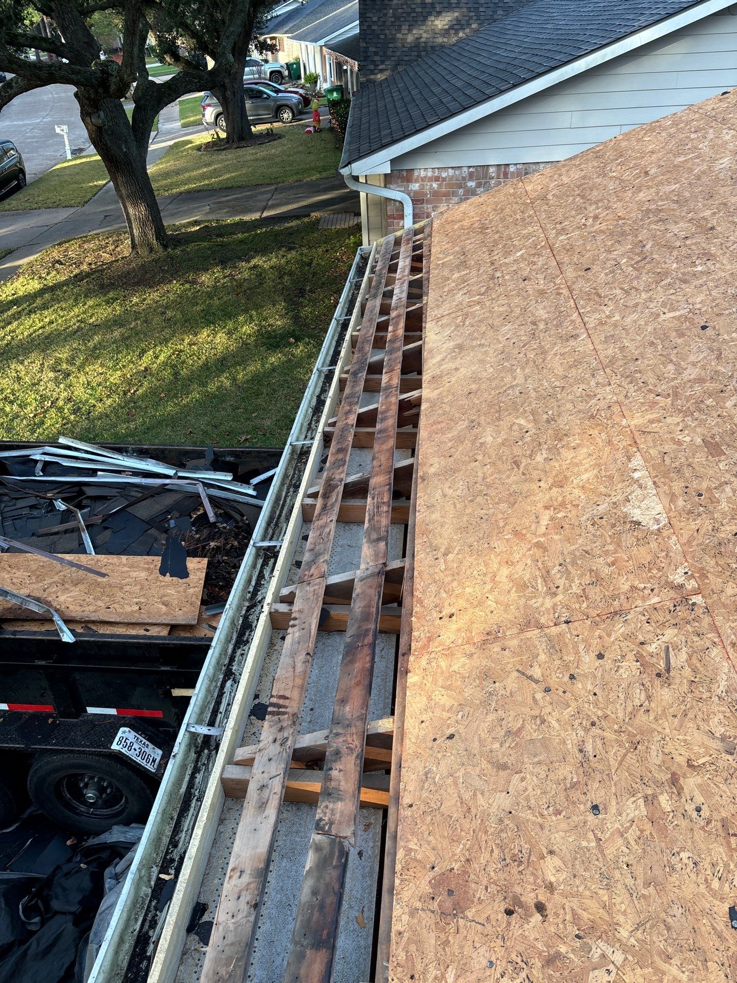 Roof Replacement Houston by Roof Repair Company