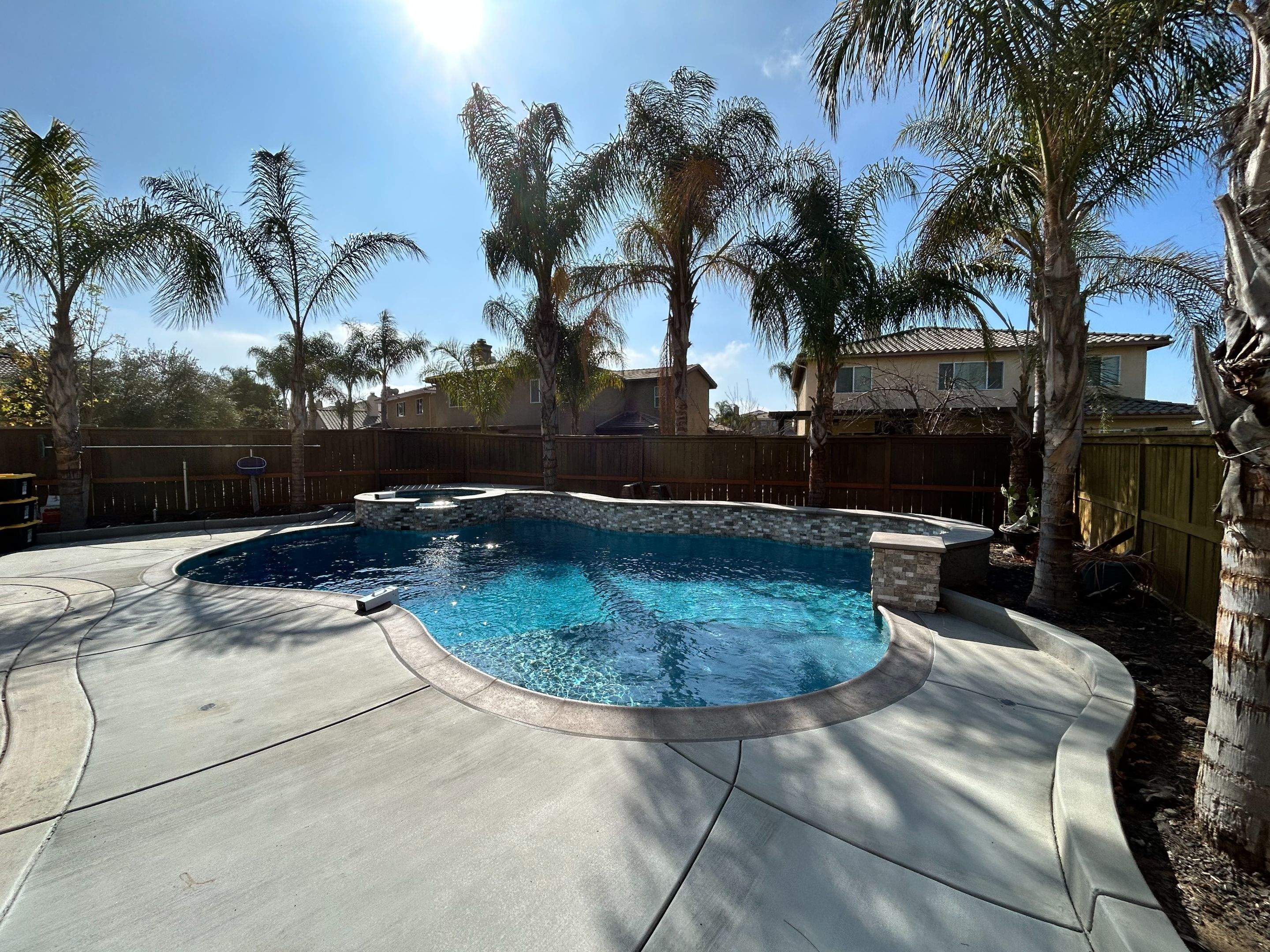 Freeform pool and spa by Premier Pools and Spas Temecula