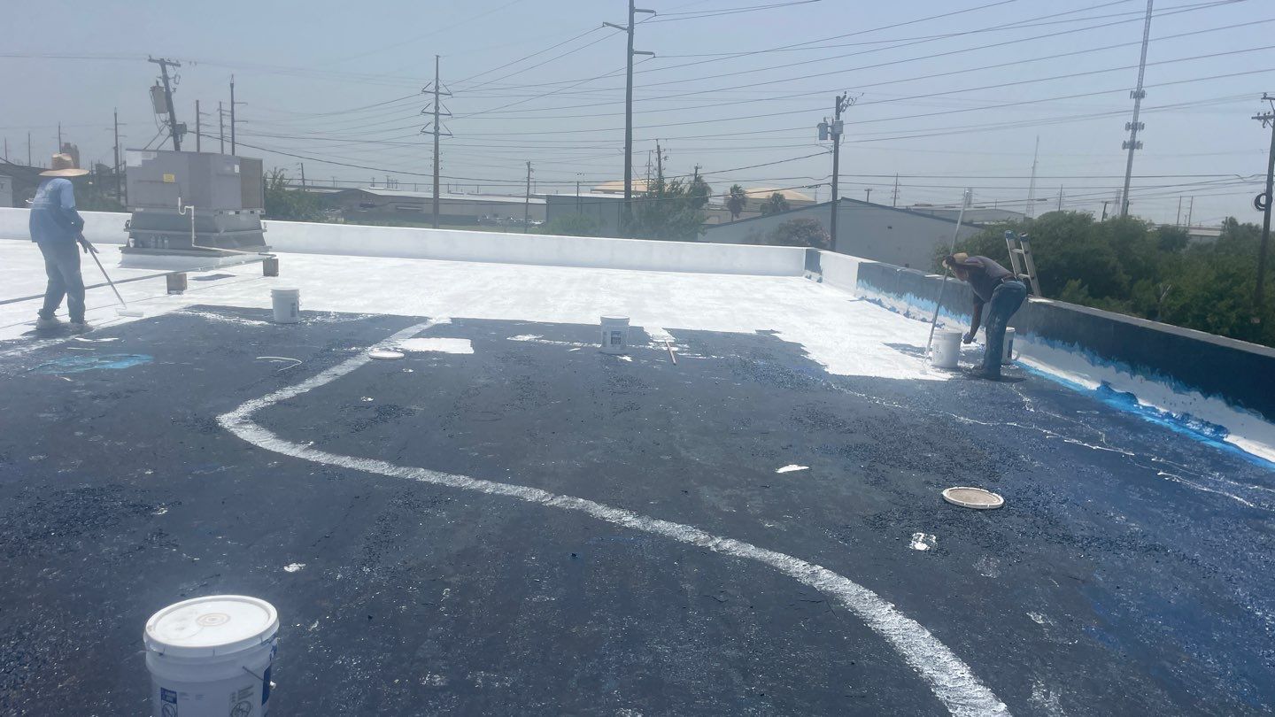 Dirty leaking Gravel Roof by Bayfront Roofing and Construction