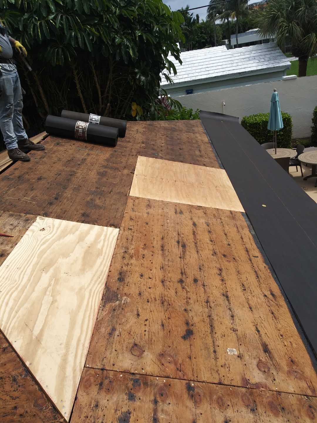 Shingle Roof Replacement in Delray Beach – Durable, Stylish & Hurricane-Resistant by Aastro Roofing