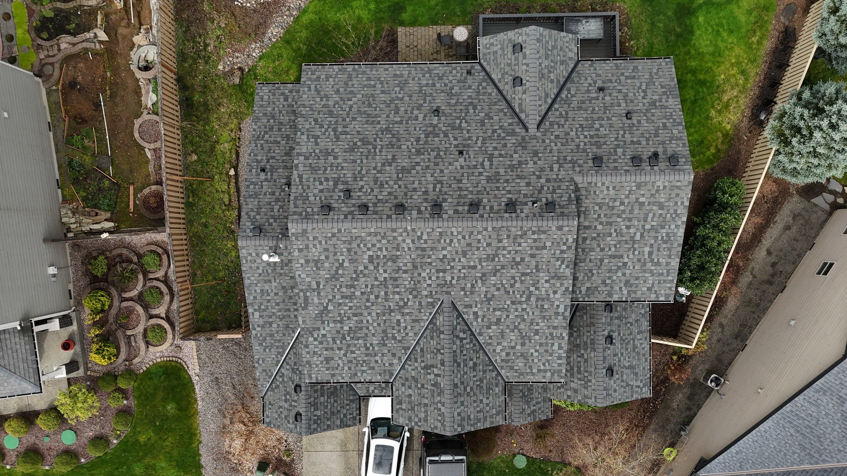 Williamsburg Gray | Roof Replacement in Camas, WA 98607 by Valiant Roofing, LLC