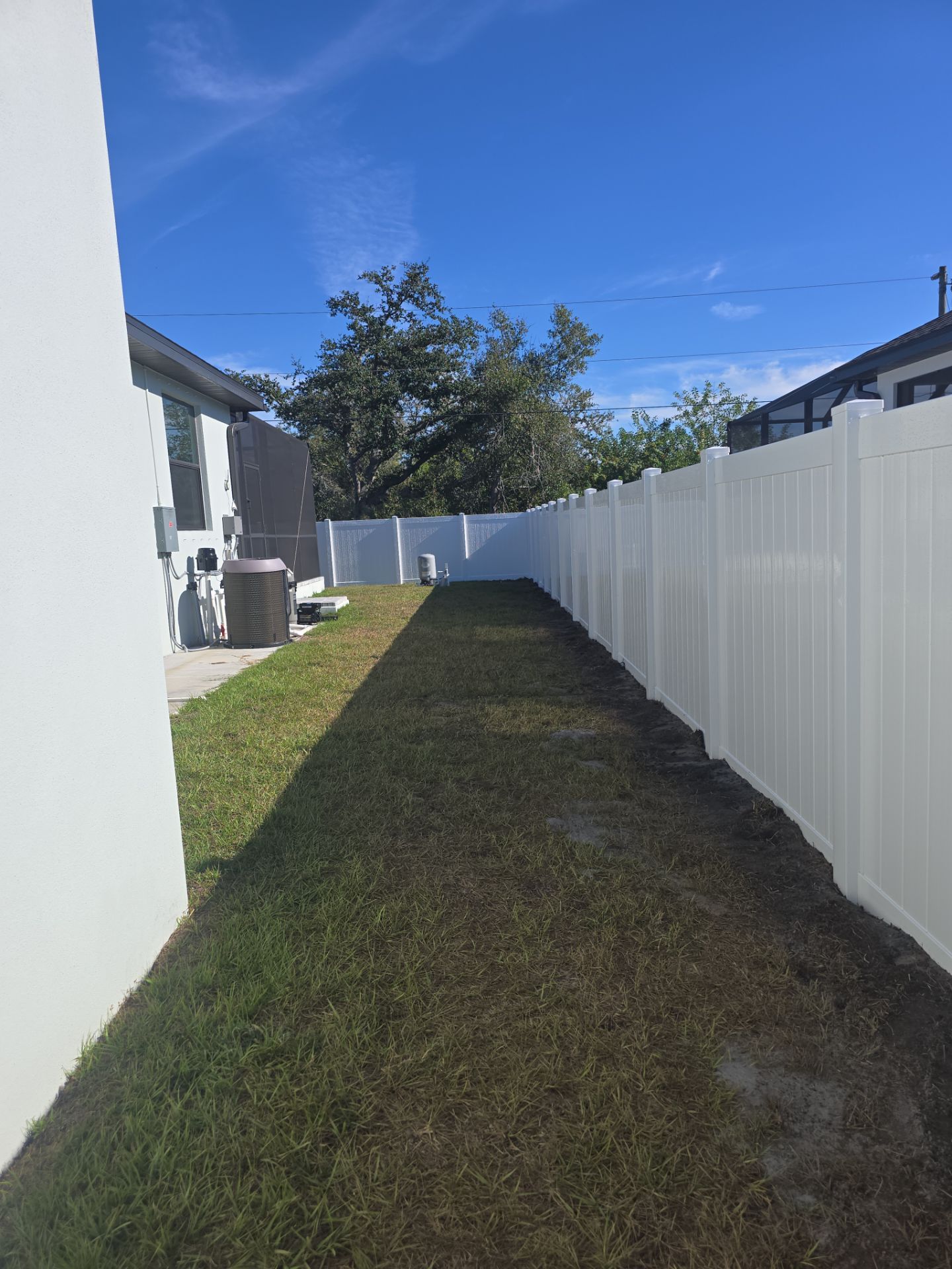 Vinyl Fence Install in Port Charlotte by True Fence LLC