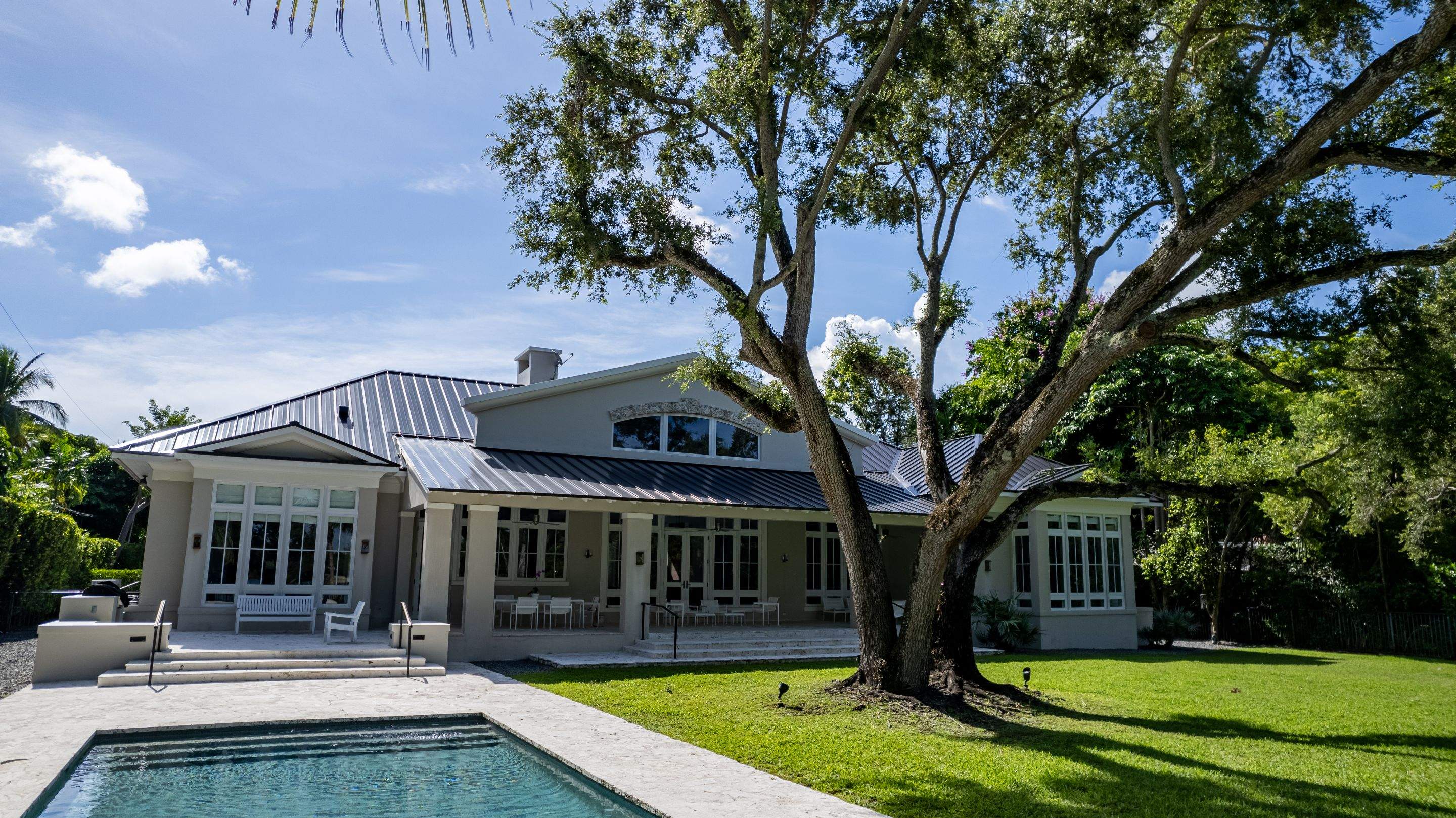 Metal Roof - Galvalume - Dark Bronze by Istueta Roofing