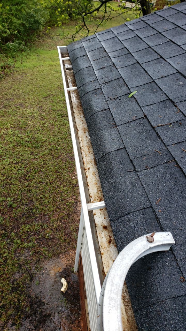 House Wash using cleaner by Power Wash Masters LLC