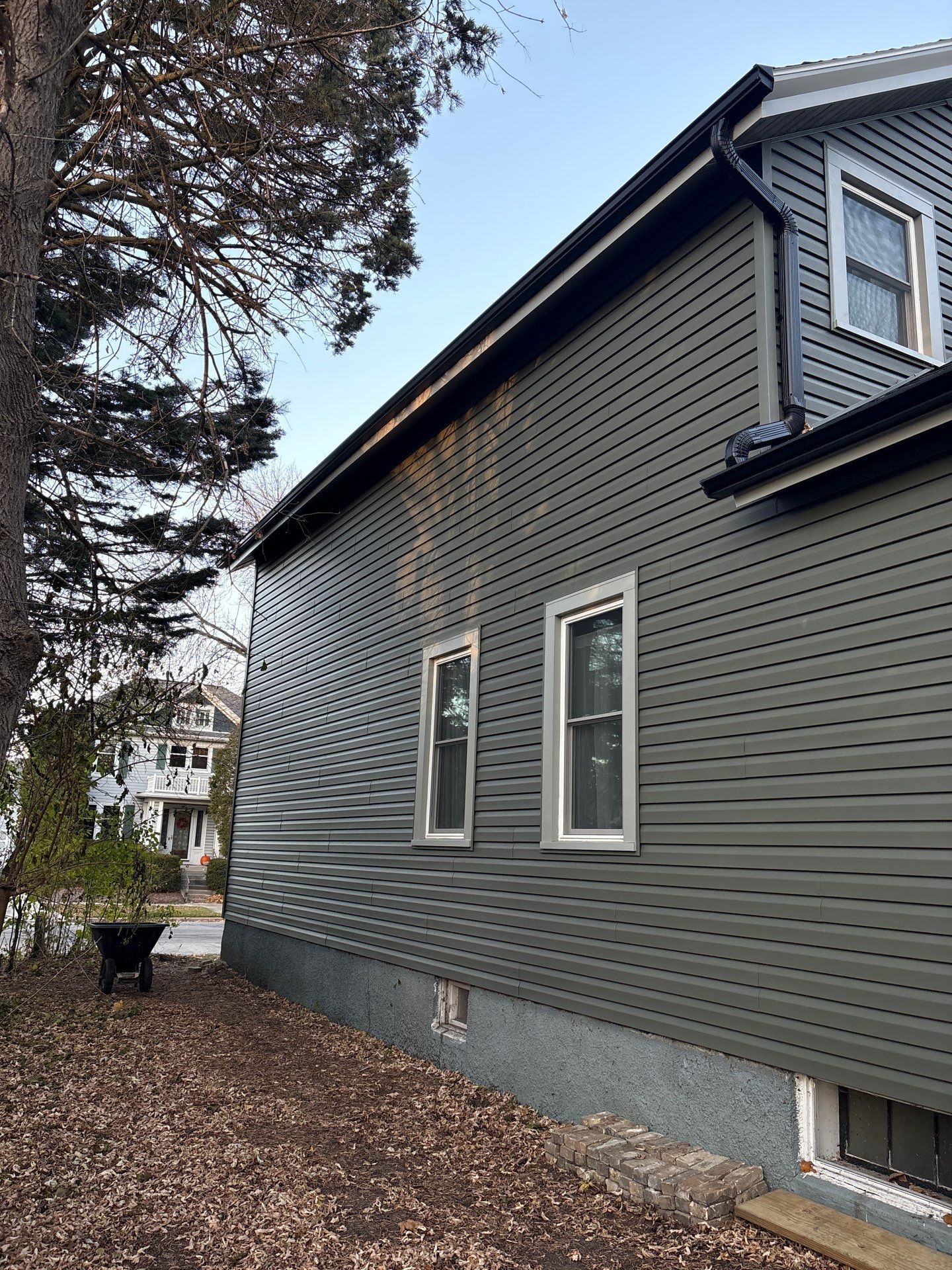 FULL HOME SIDING MAKEOVER SHEBOYGAN  by Gellings Roofing & Siding