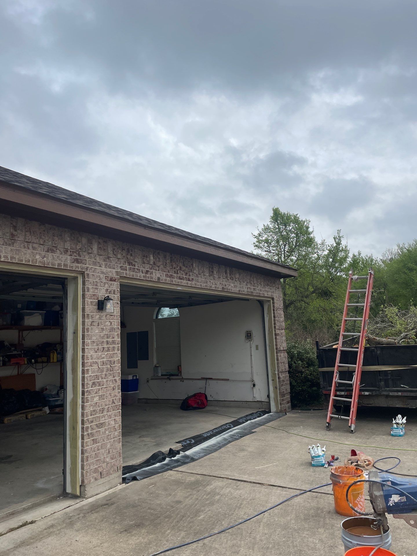 Roof Replacement Weston Lakes by Roof Repair Company