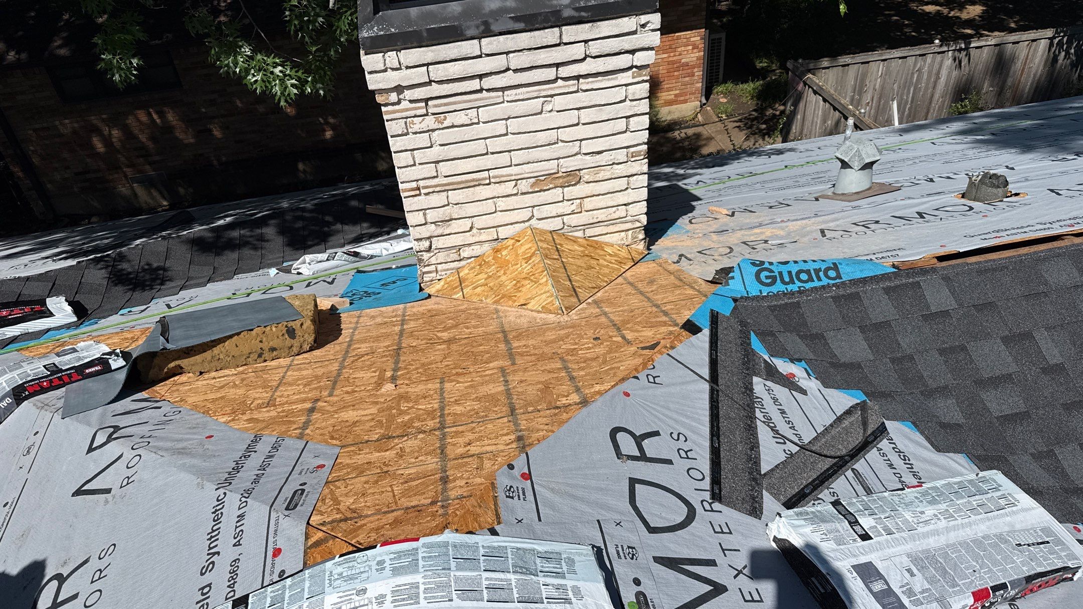 Project in Dallas by Armor Roofing | Exteriors