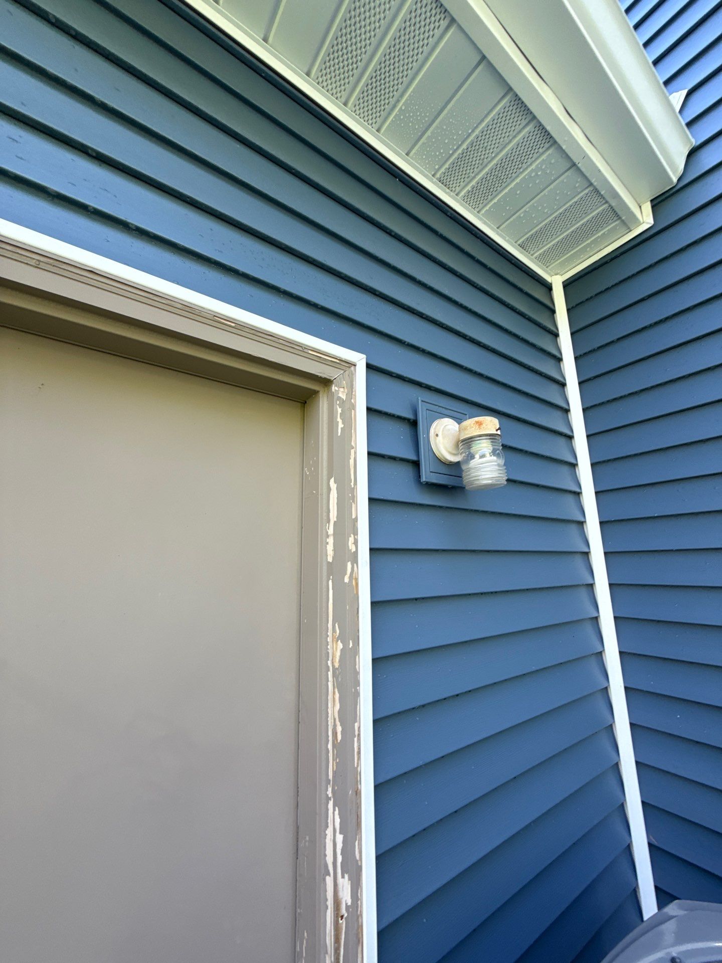 Residential Exterior Trim  by Midwest Paint LLC